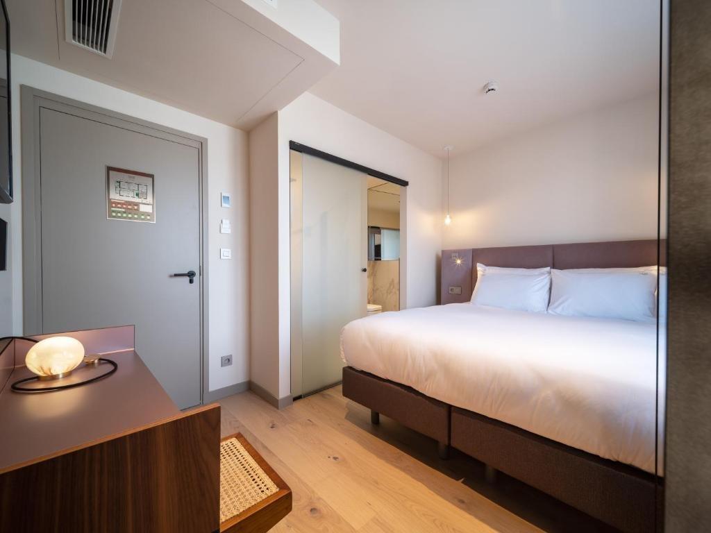 Hebe Hotel