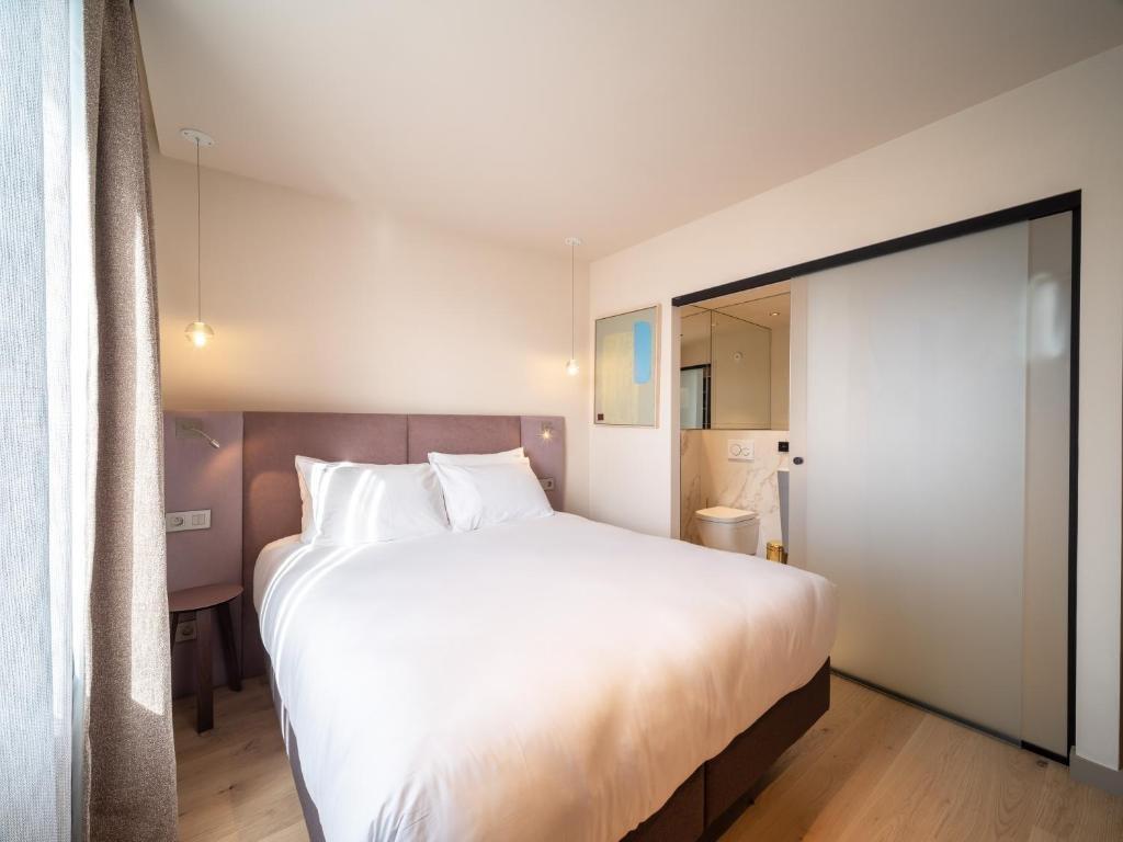Hebe Hotel