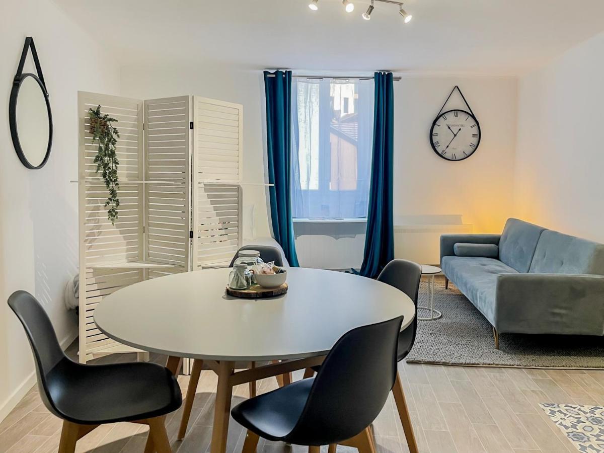 Hibou Vieille Charme De L Ancien Appartement *