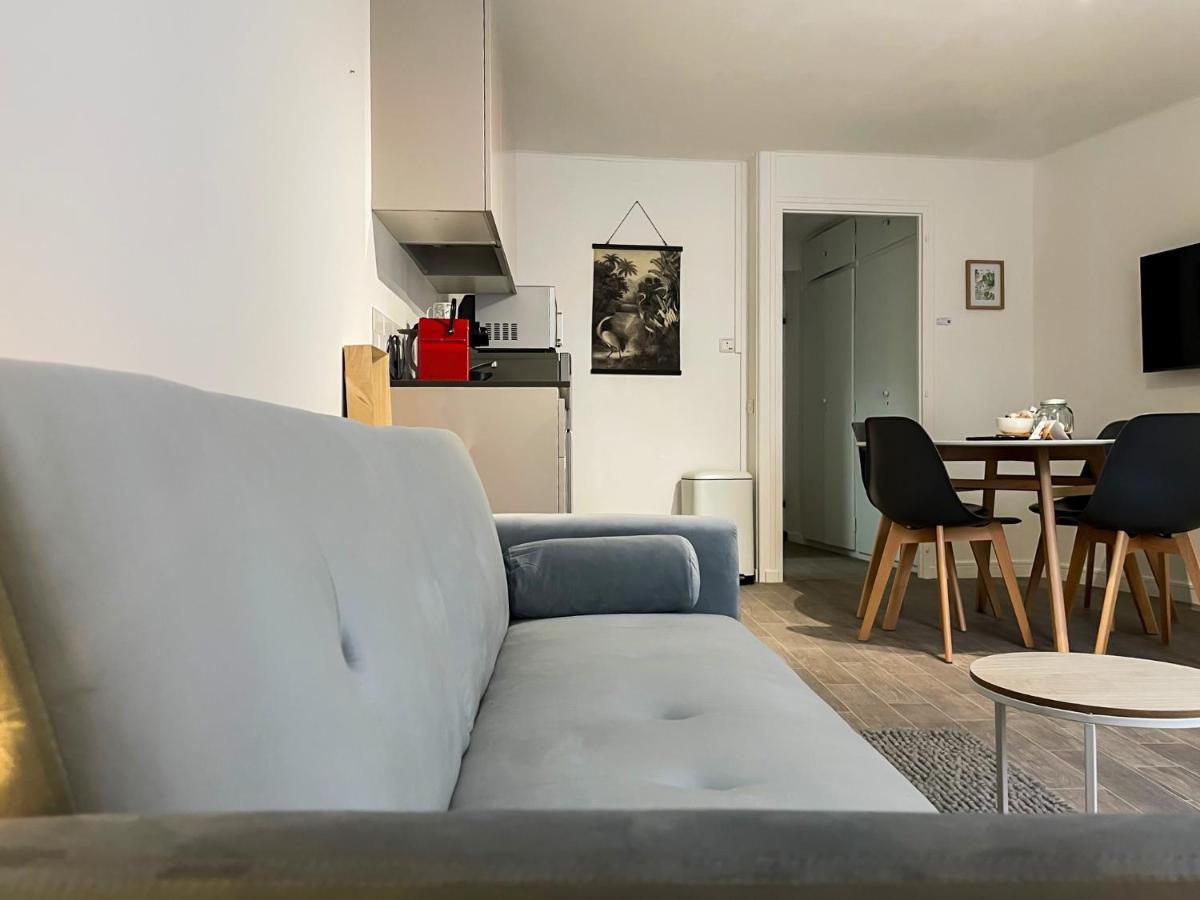 Hibou Vieille Charme De L Ancien Appartement Annecy