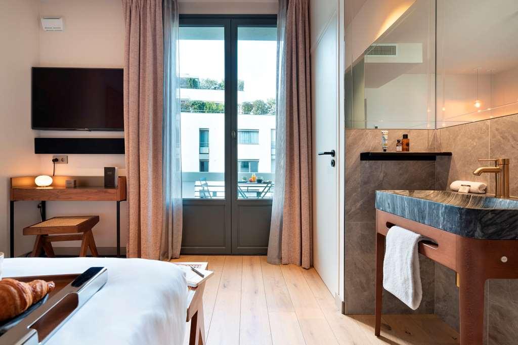 Hebe Hotel