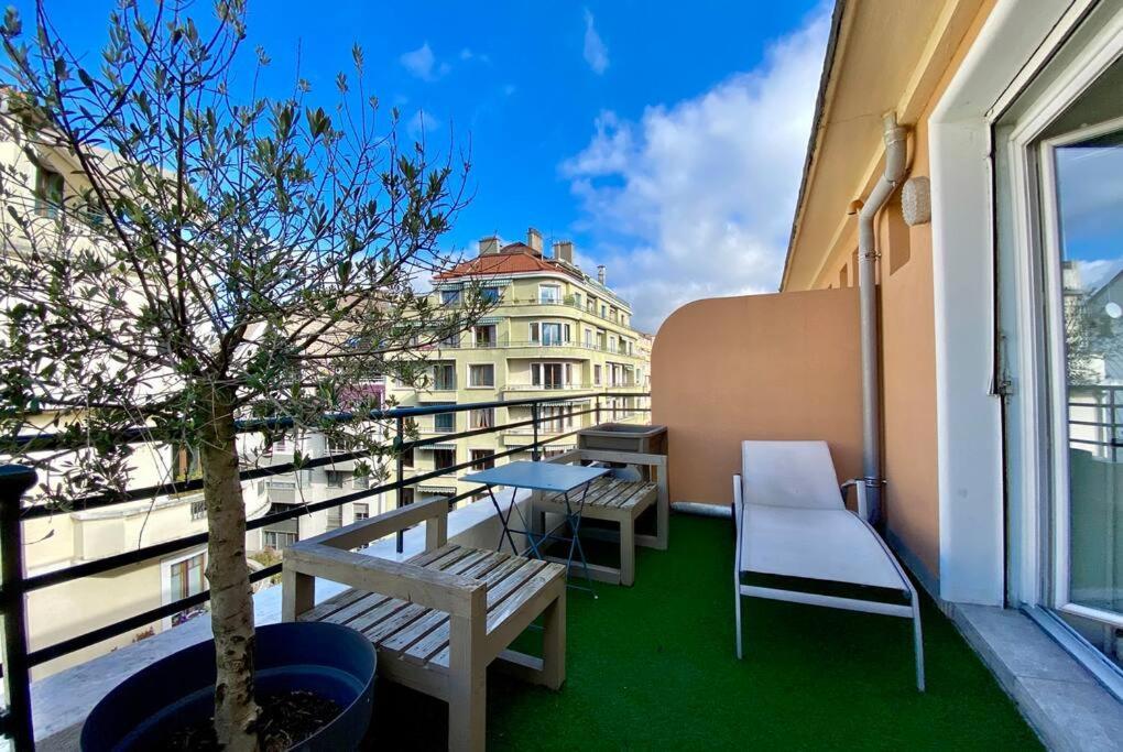 Toit-terrasse Traversant Plein Centre 100m Du * Annecy