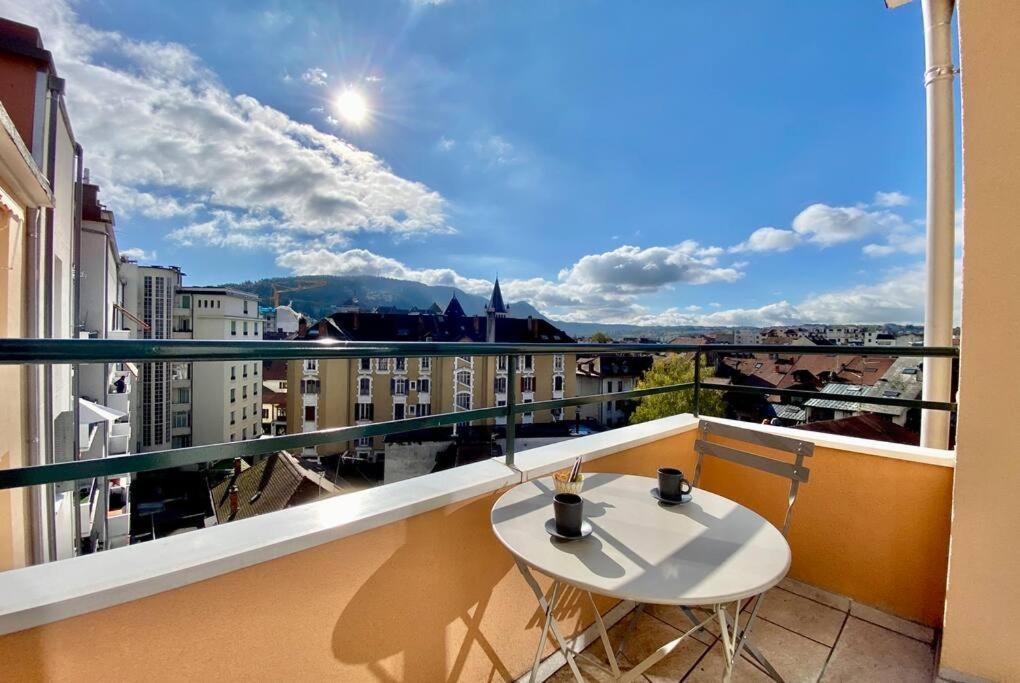 Toit-terrasse Traversant Plein Centre 100m Du Apartment *