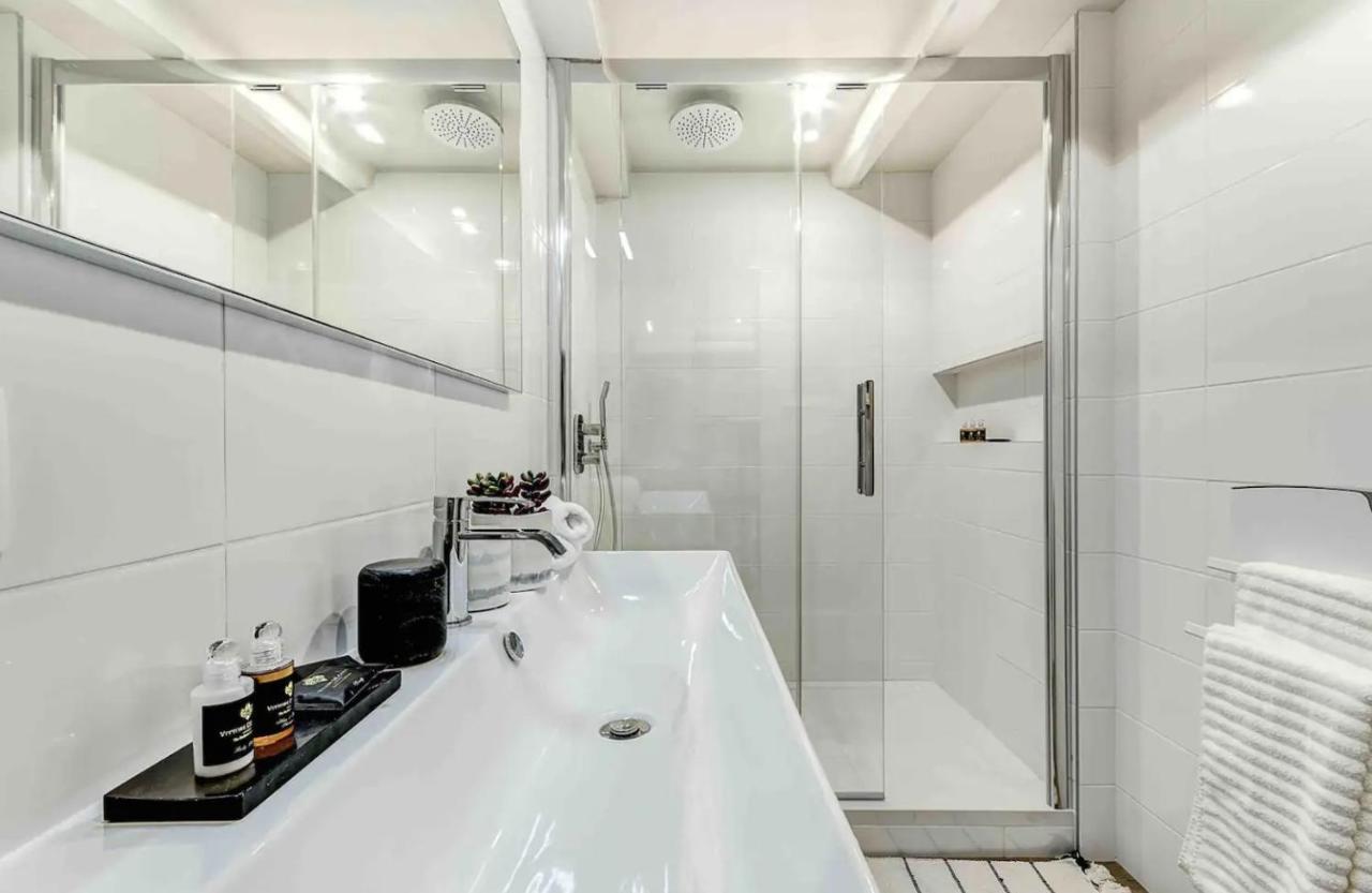 Apartment Pretty Trop Romantique *