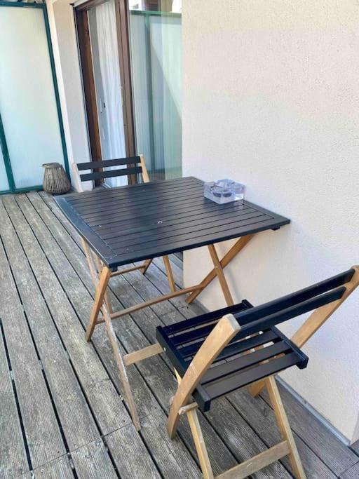 Appartement La Perle Du Thiou - T3 Au Centre D'annecy Avec Parking Prive