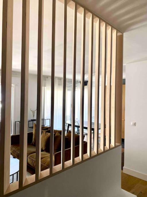 Appartement La Perle Du Thiou - T3 Au Centre D'annecy Avec Parking Prive