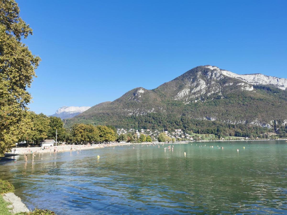 A 1 Minute Du Apartment Annecy