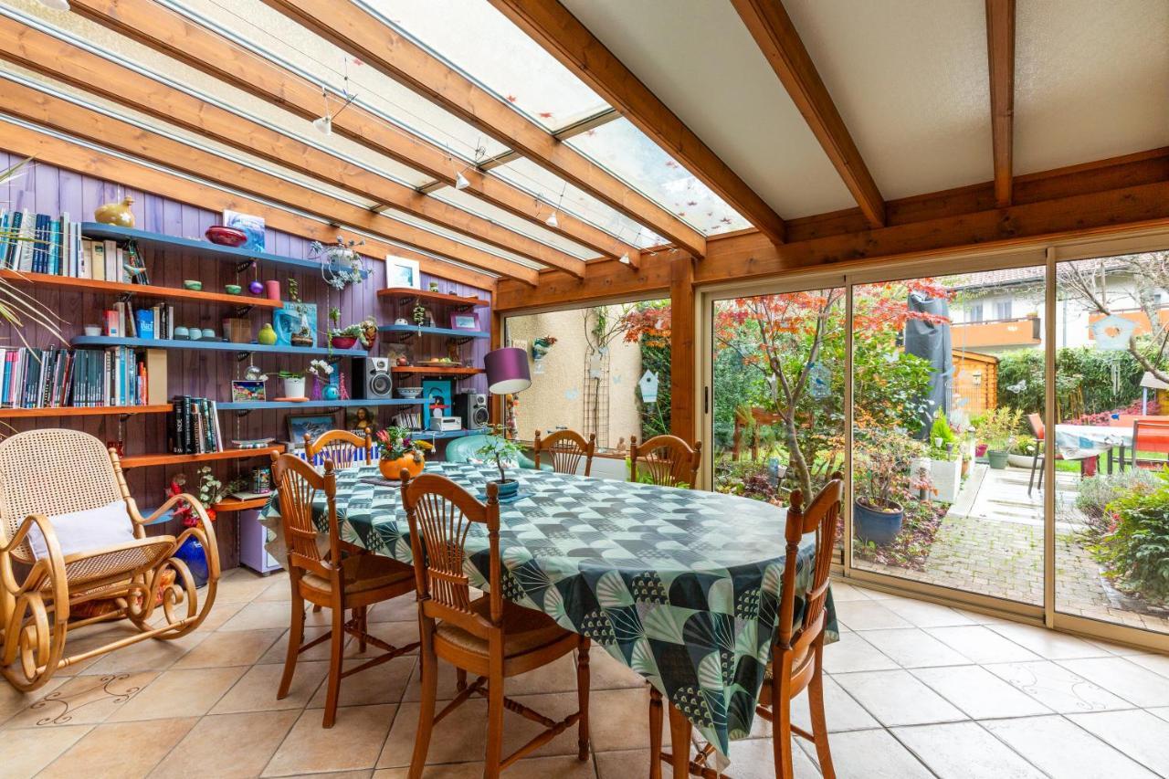 Holiday home Maison Mitoyenne Proche