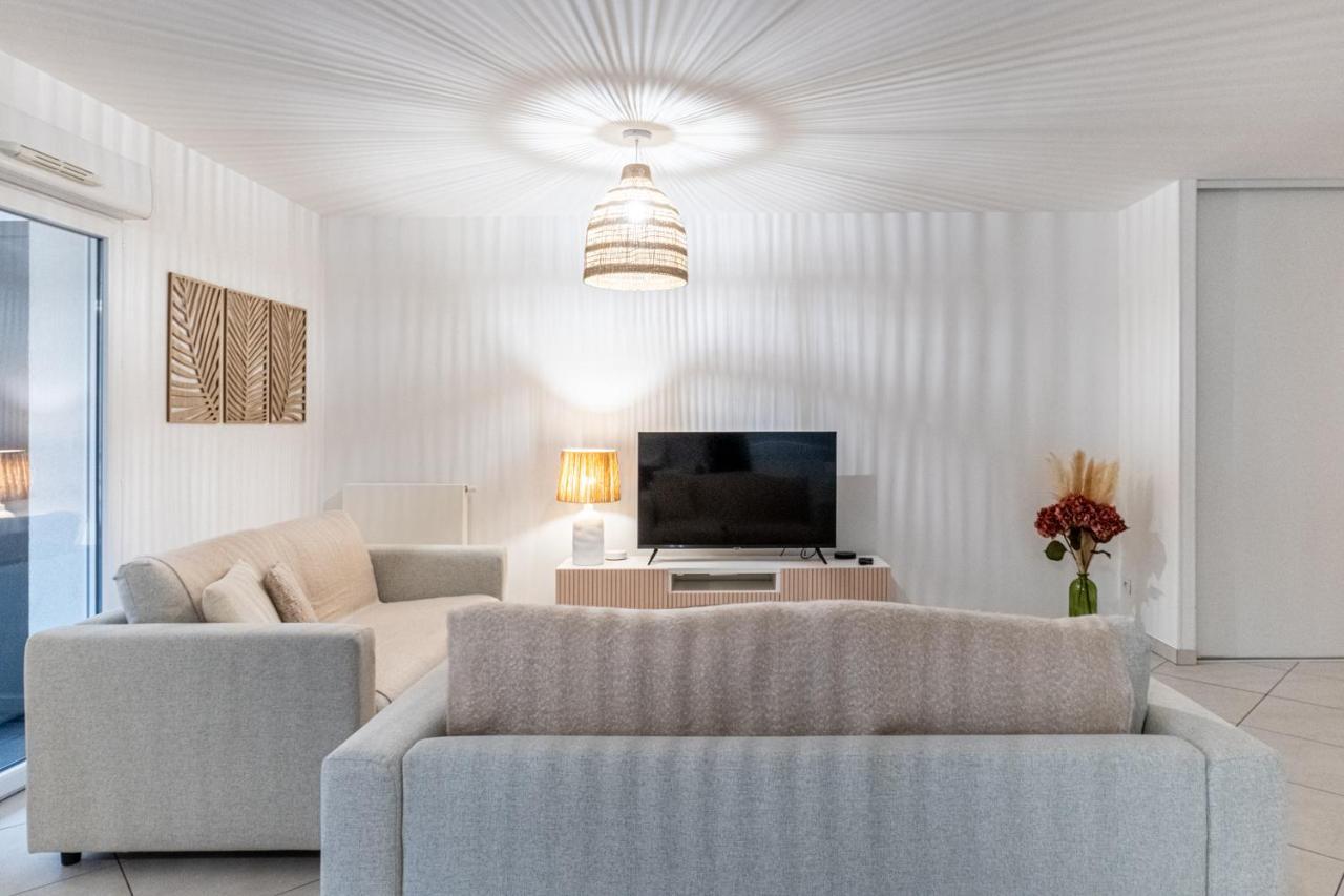 La Canopee D'annecy - Spacieux T3 Situe A L'entree De La Vieille Avec Garage Et Grande Terasse Apartamento