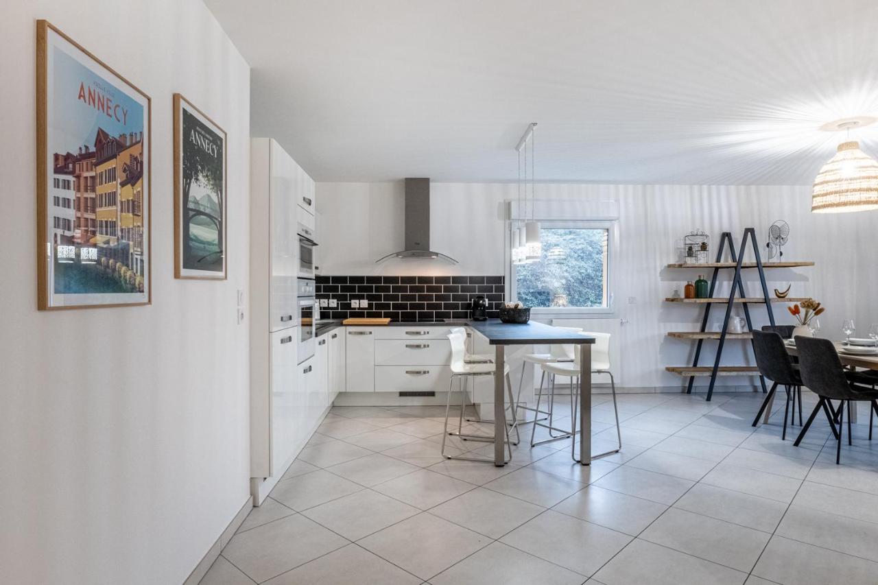 La Canopee D'annecy - Spacieux T3 Situe A L'entree De La Vieille Avec Garage Et Grande Terasse Apartamento Annecy