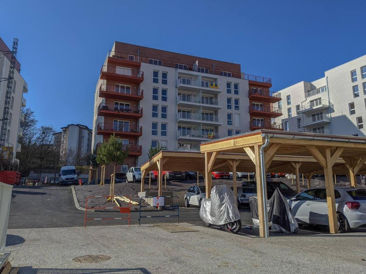 Charmant T2 Dans Neuve Apartamento