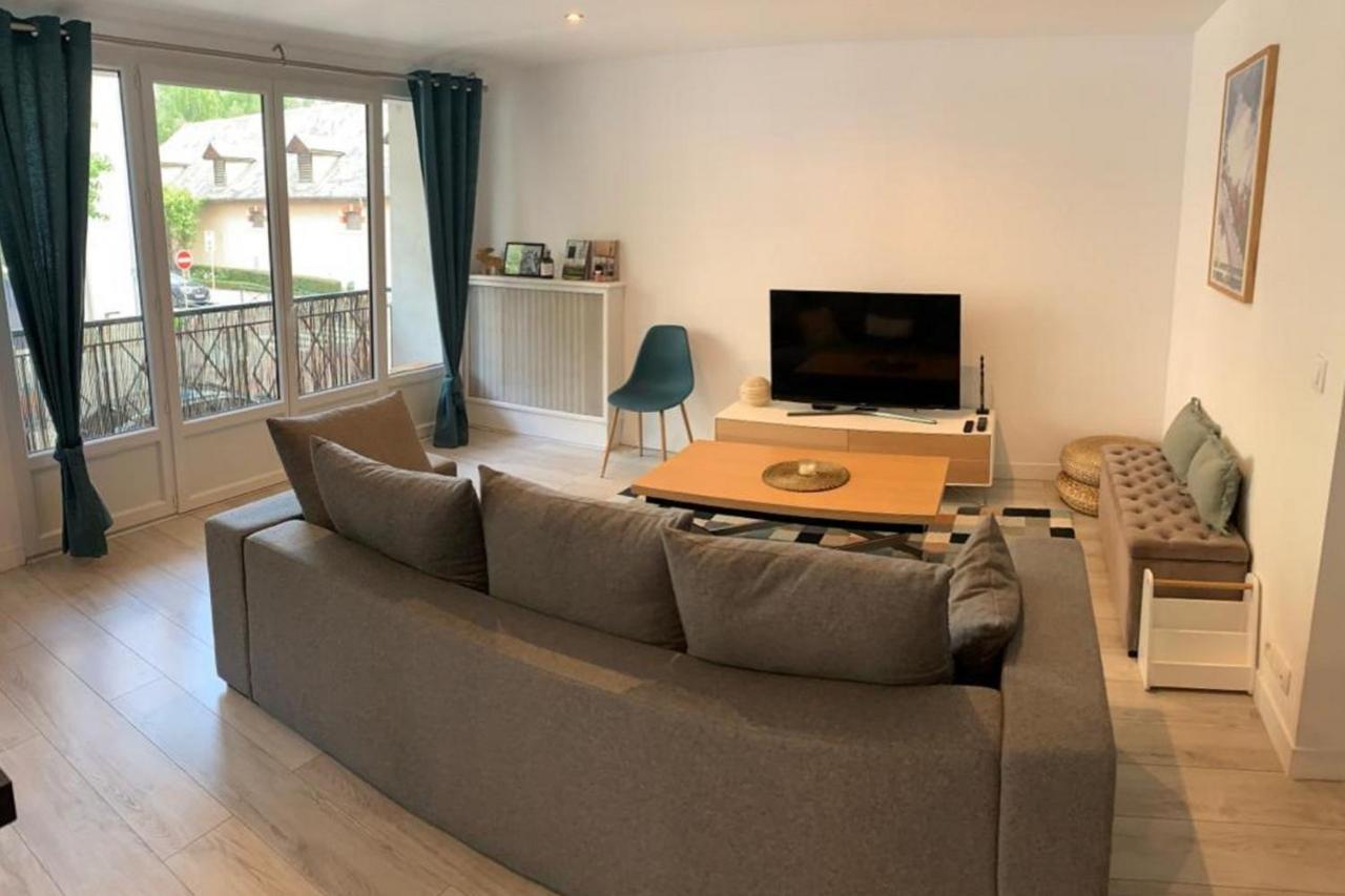 Apartment Le Globetrotteur T3 Pour 4 Pers 70m2 Au Coeur D'annecy Annecy