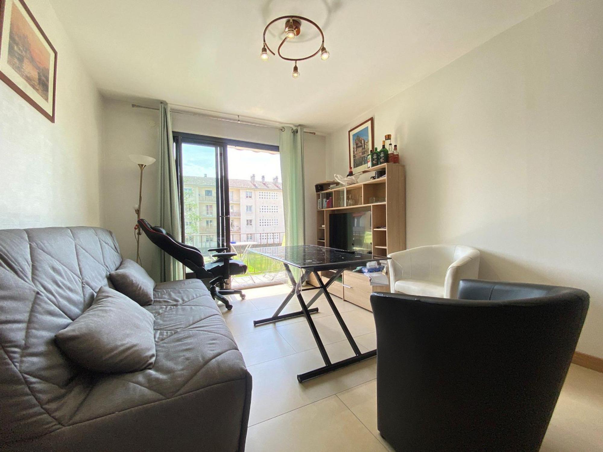 Calme Proche Centre, Animaux Admis - Fr-1-432-69 Appartement