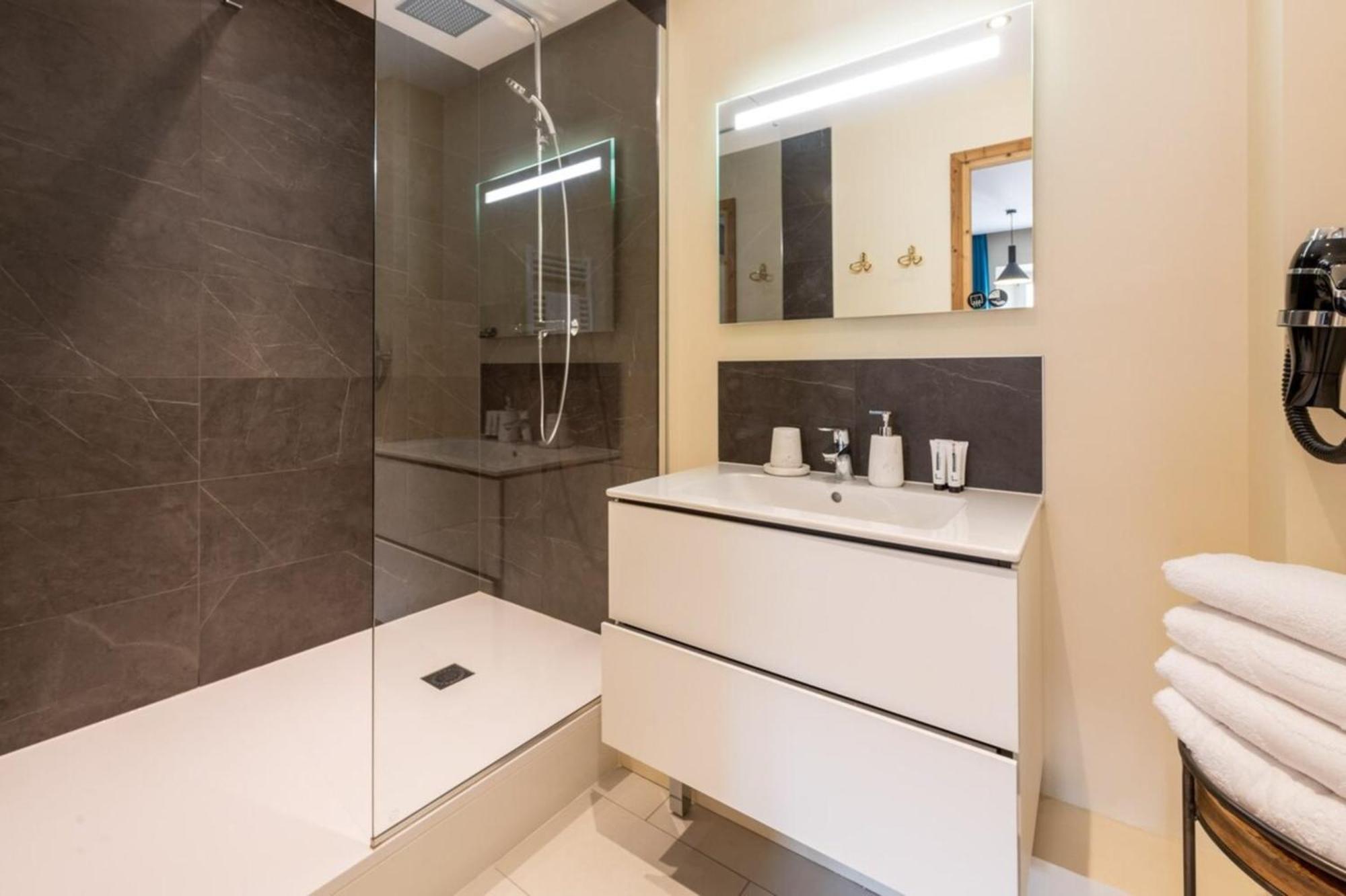 Apartment Oural Rent Annecy