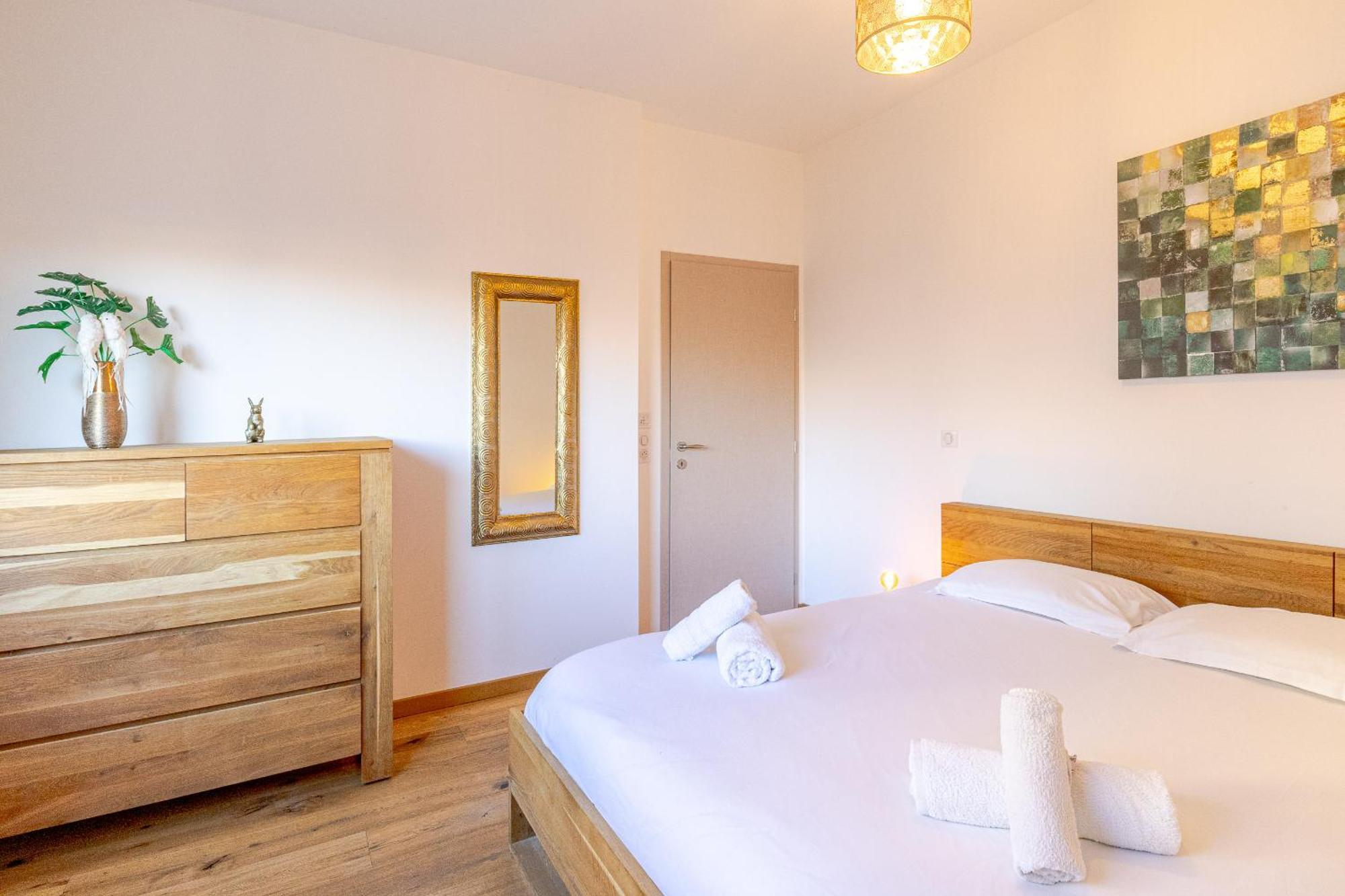 Reflet Du Veyrier 4 Etoiles - Proche & Vieille Ville, Garage Prive, Secteur Recherche Apartment Annecy