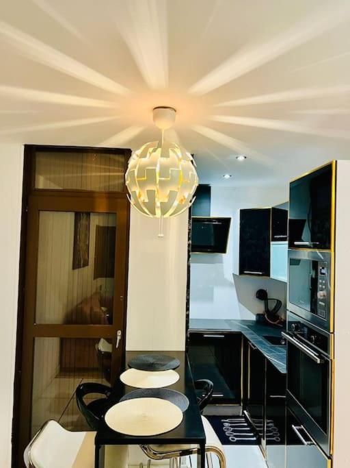 Moderne Vieille Parking Gratuit Apartment Annecy