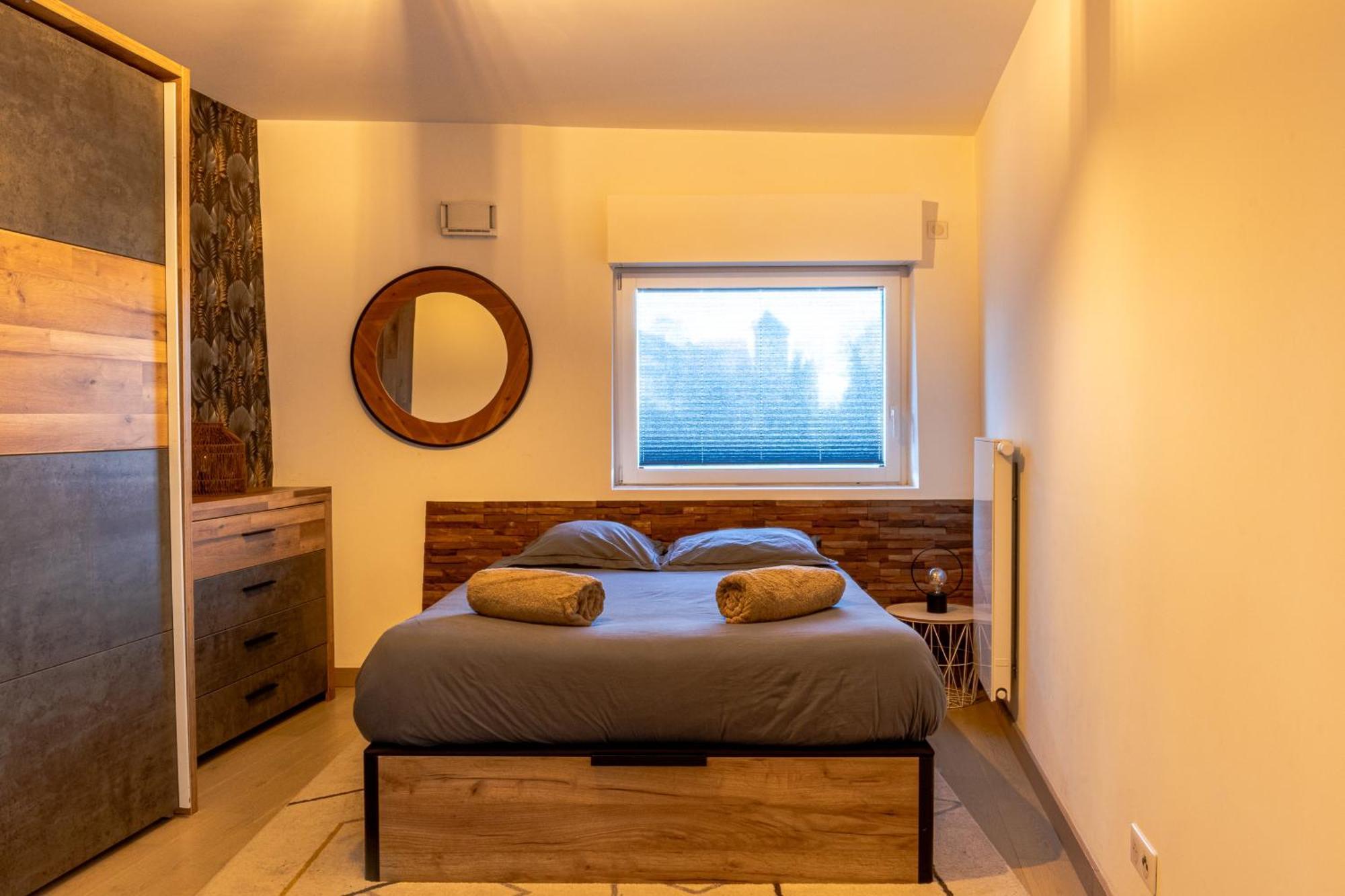 Apartment La Plume Vue 3 Etoiles - Garage Prive, Secteur Recherche, Moderne & Equipe, 6 Personnes Annecy