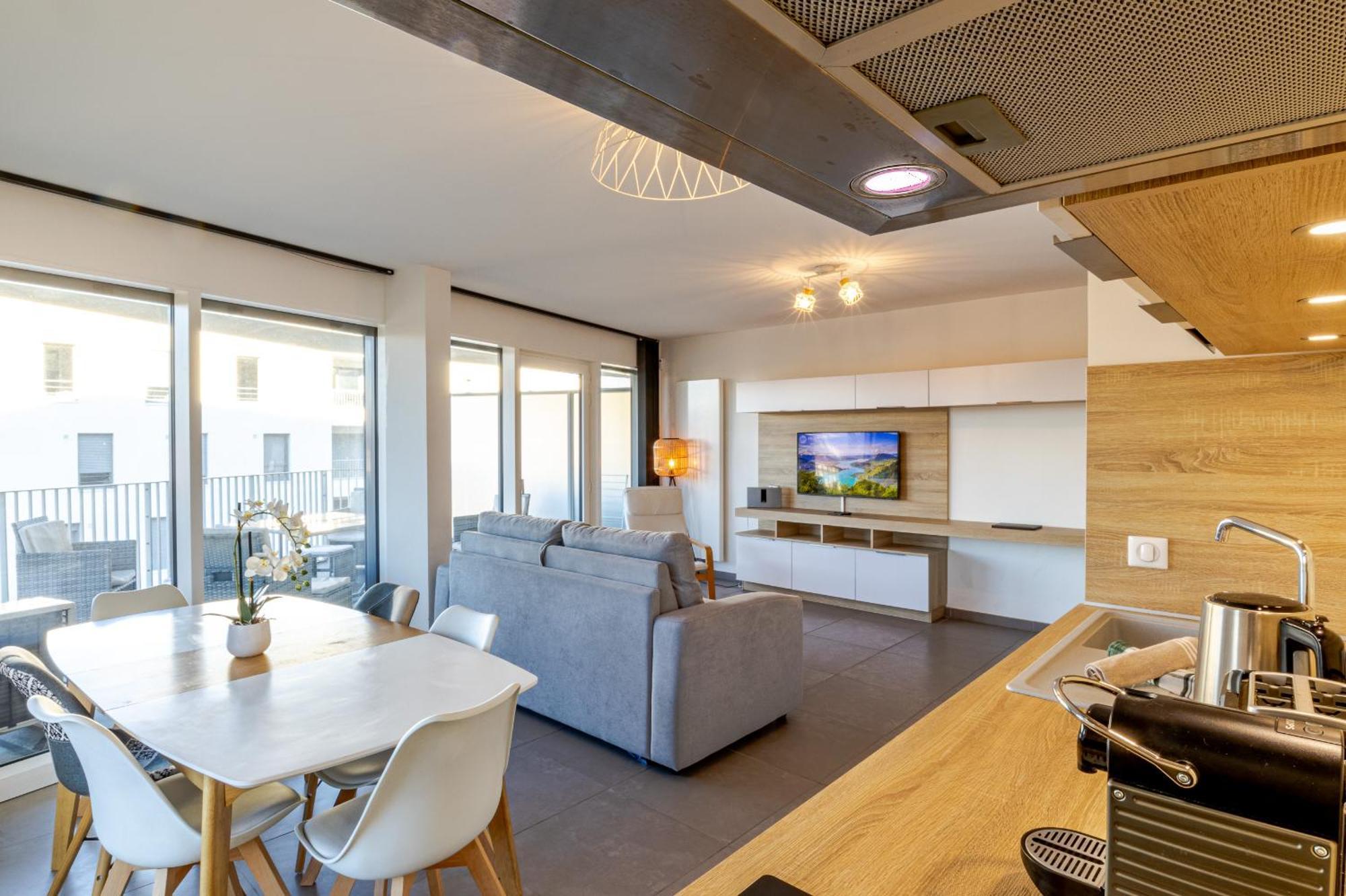 La Plume Vue 3 Etoiles - Garage Prive, Secteur Recherche, Moderne & Equipe, 6 Personnes Annecy