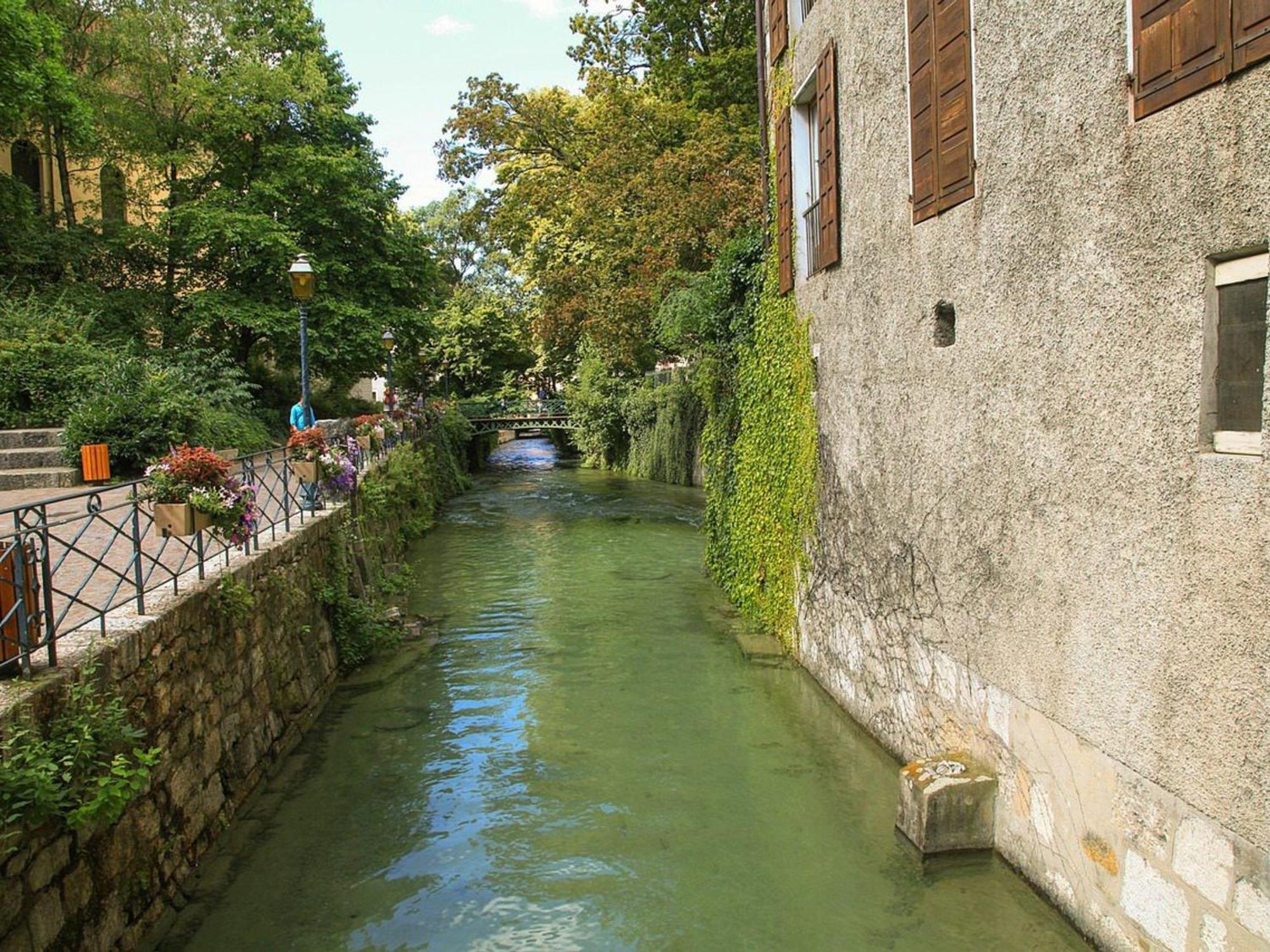 T1 Confortable A 2 Pas Du Centre D'annecy Avec Parking Et Terrasse - Fr-1-432-44 * Annecy