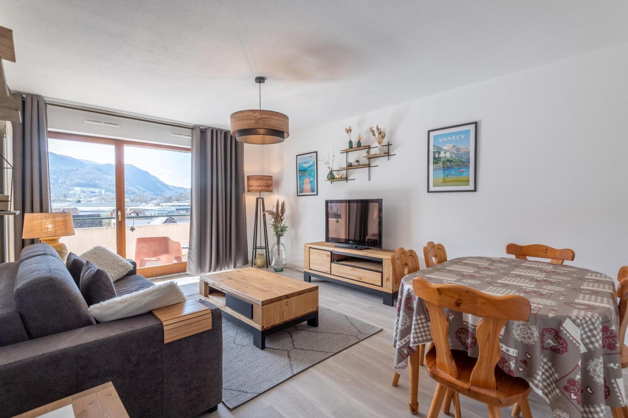 Ducs De Savoie - Comfortable Flat A Stone's Throw From The Old Town Apartment *