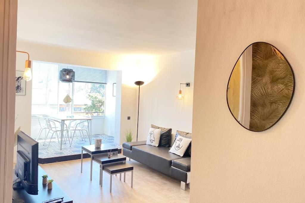 Amazone, Centre-ville & Parking Apartment