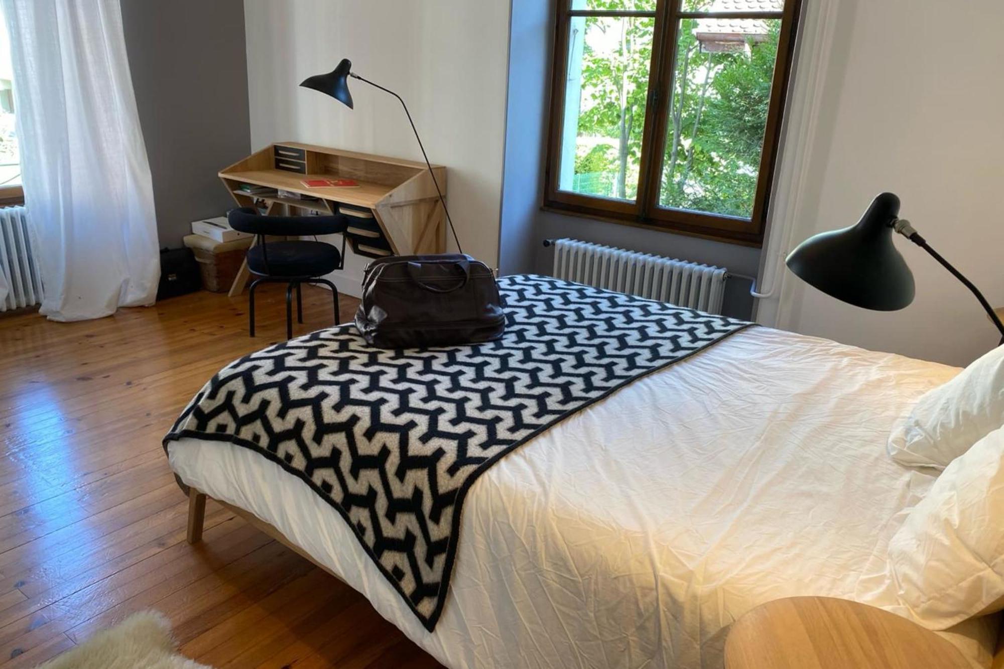 Apartment Gabriel - Comfortable Flat A Stone's Throw From The *