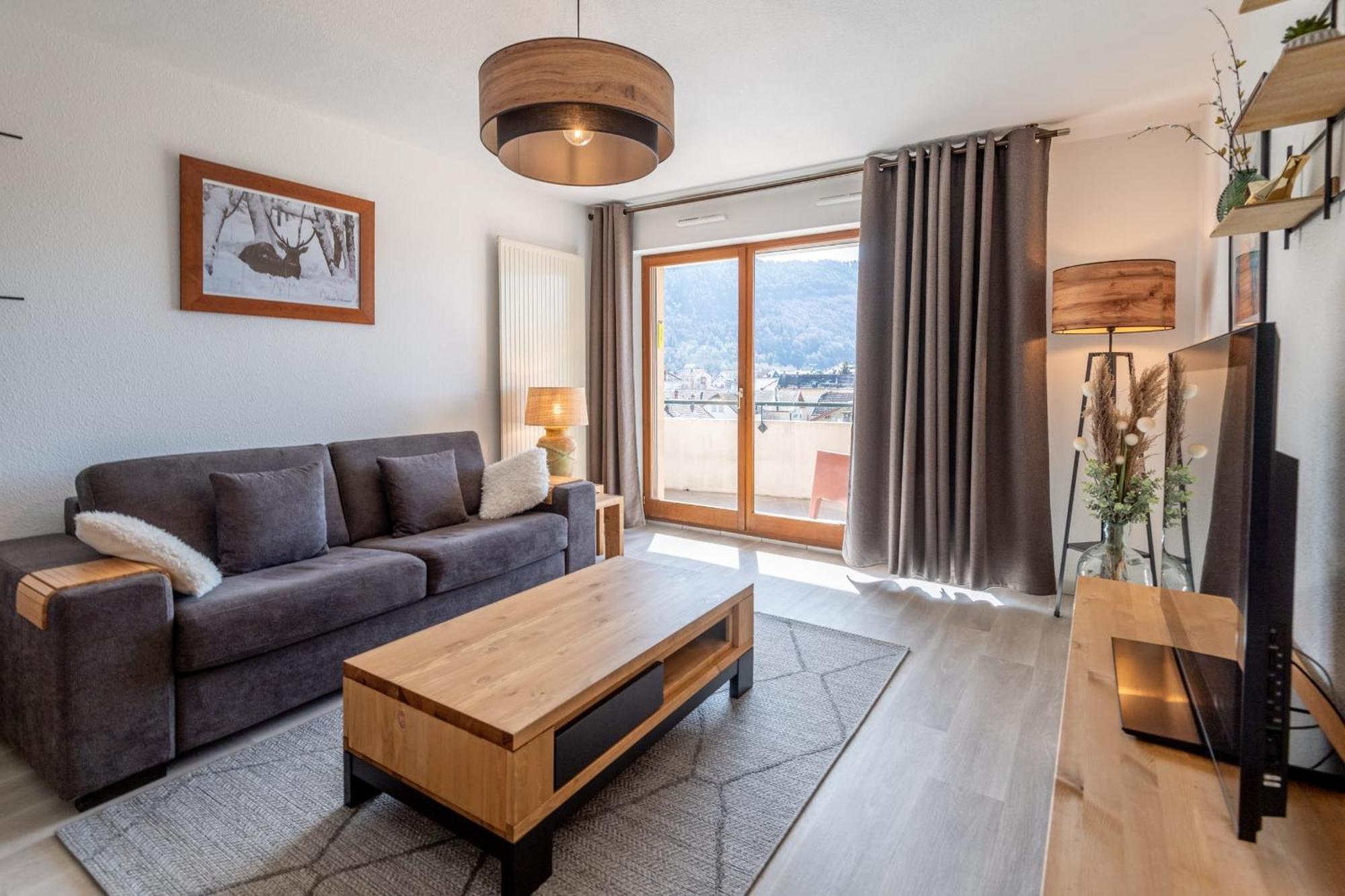 Ducs De Savoie - Comfortable Flat A Stone's Throw From The Old Town Apartment Annecy