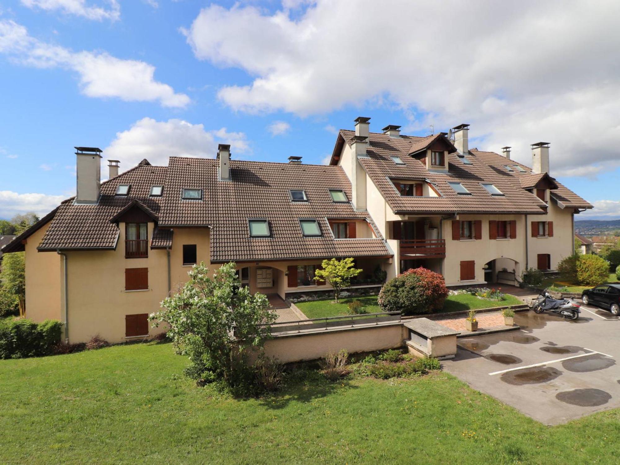 2* Avec Jardin Prive, Terrasse Et Parking - Calme, 2km Du D'annecy - Fr-1-432-8 Apartamento Annecy