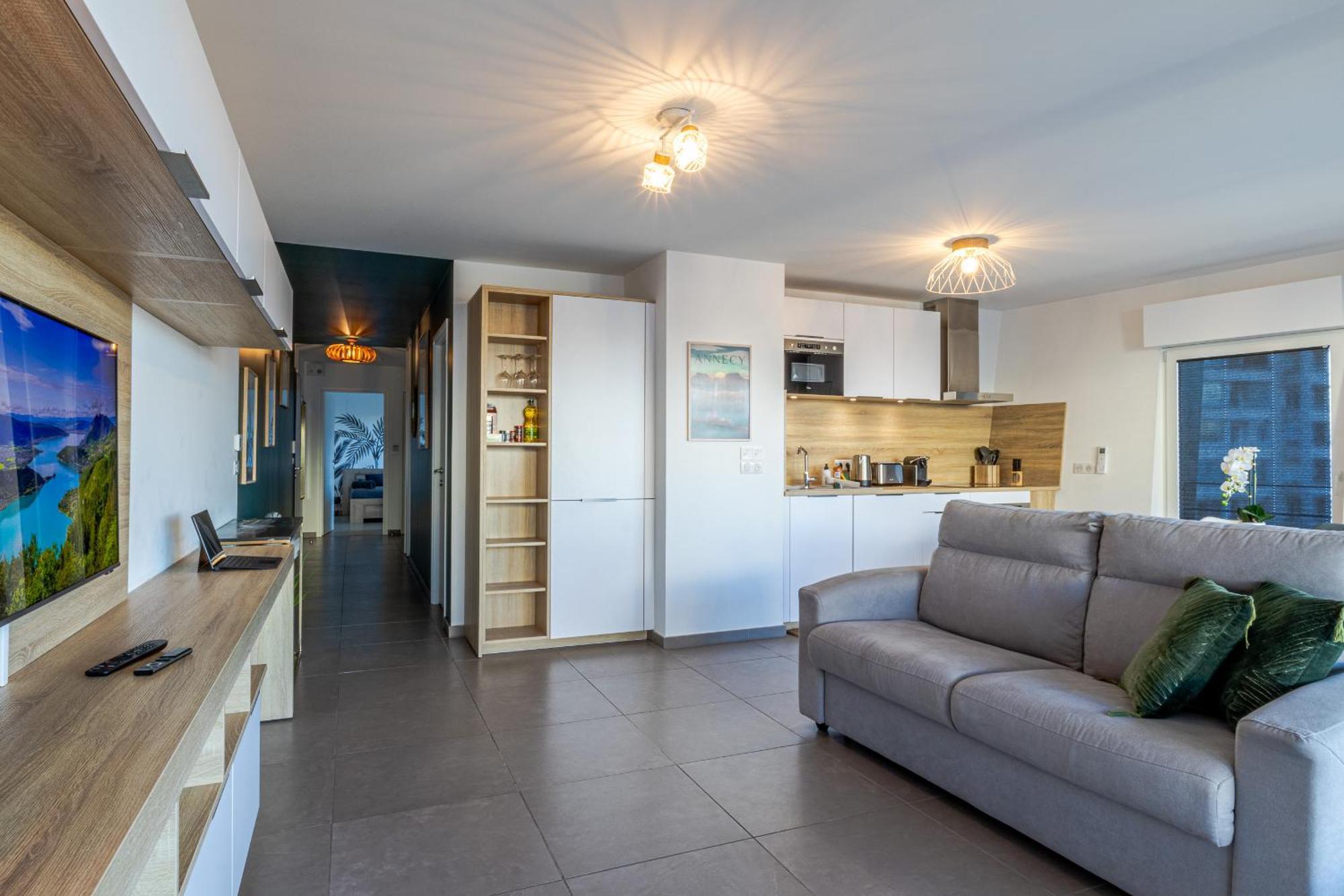 La Plume Vue 3 Etoiles - Garage Prive, Secteur Recherche, Moderne & Equipe, 6 Personnes Apartment *