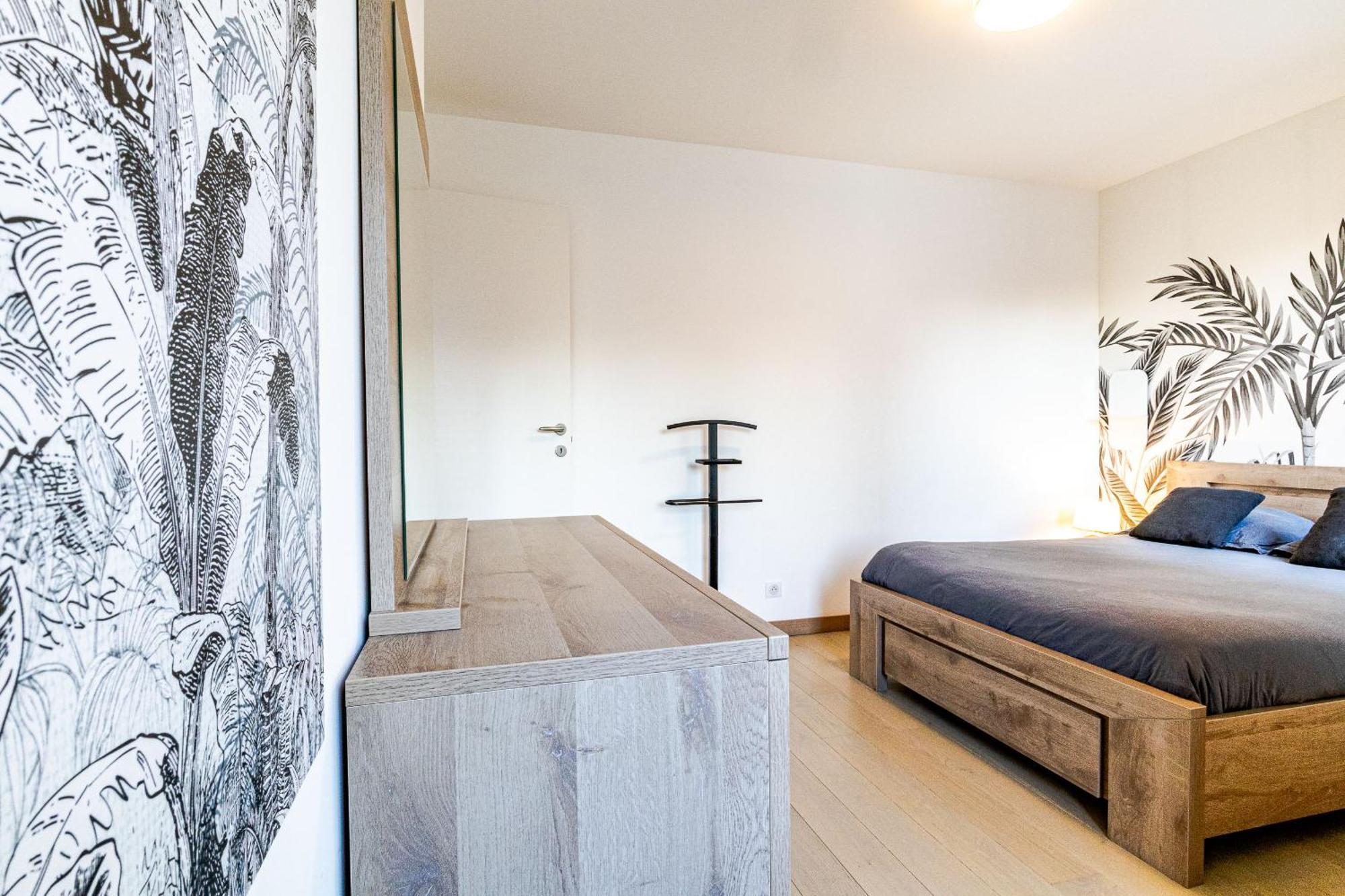 La Plume Vue 3 Etoiles - Garage Prive, Secteur Recherche, Moderne & Equipe, 6 Personnes Apartment *