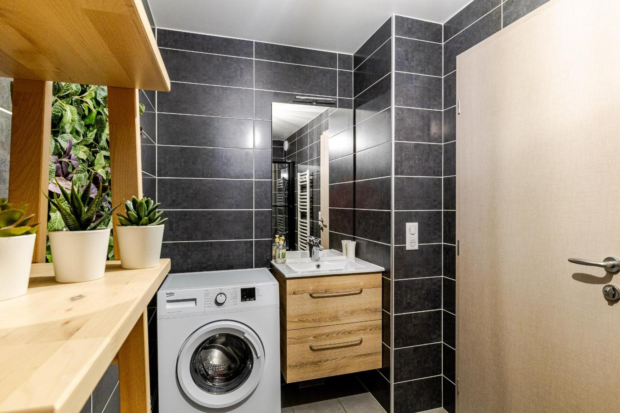 Apartment Reflet Du Veyrier 4 Etoiles - Proche & Vieille Ville, Garage Prive, Secteur Recherche