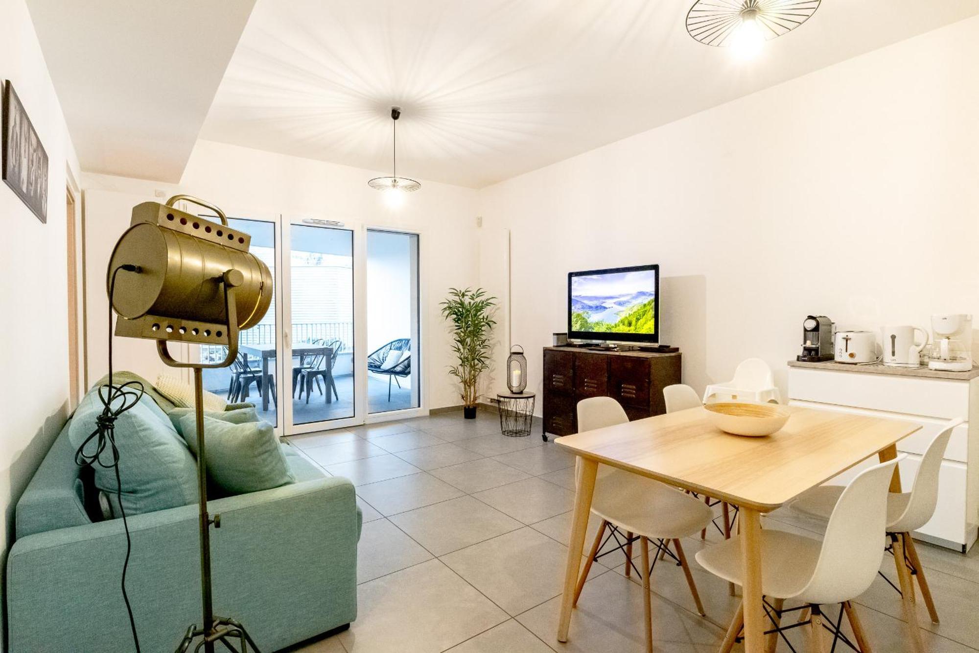 Reflet Du Veyrier 4 Etoiles - Proche & Vieille Ville, Garage Prive, Secteur Recherche Apartment *