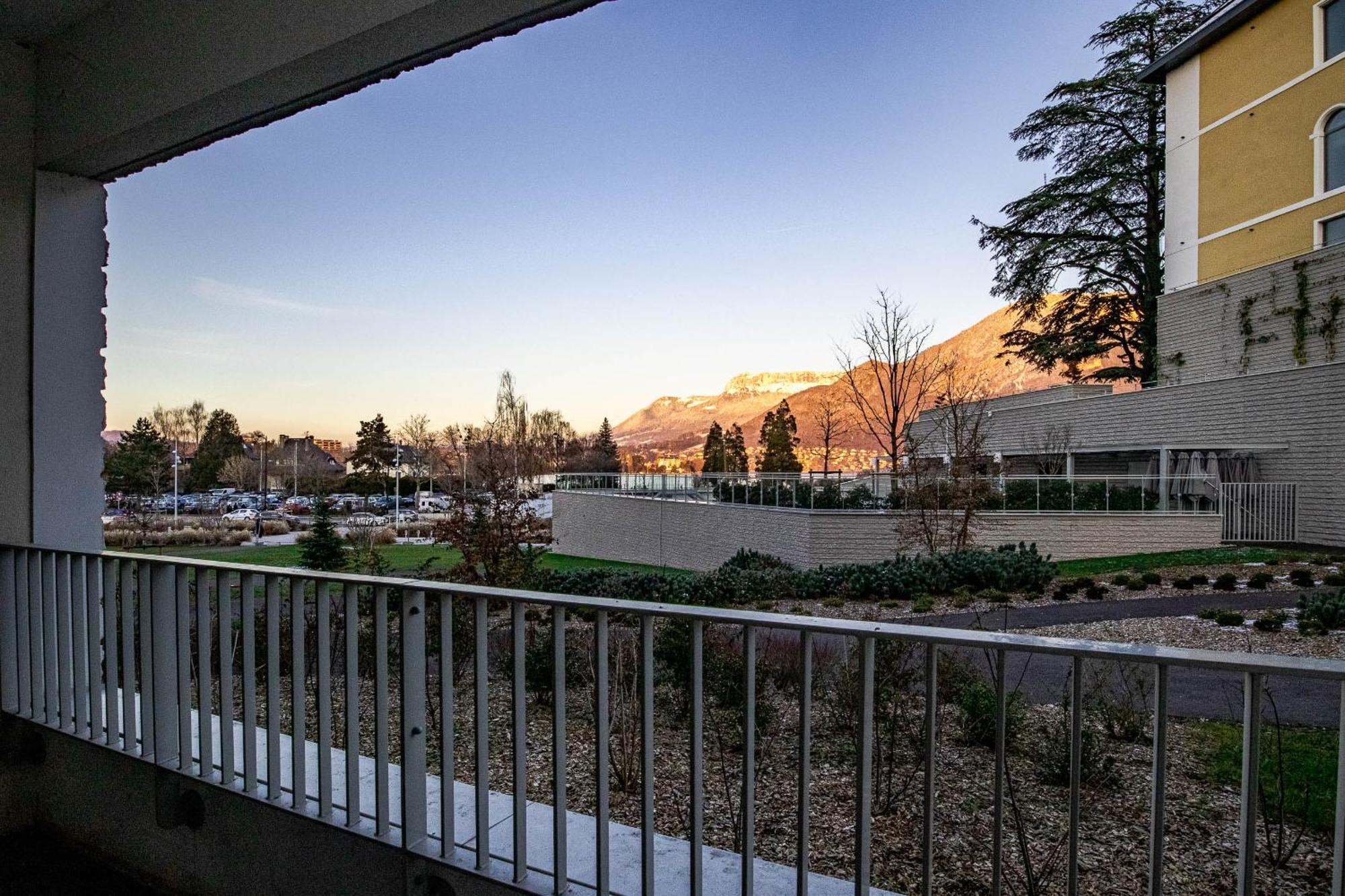 Reflet Du Veyrier 4 Etoiles - Proche & Vieille Ville, Garage Prive, Secteur Recherche * Annecy