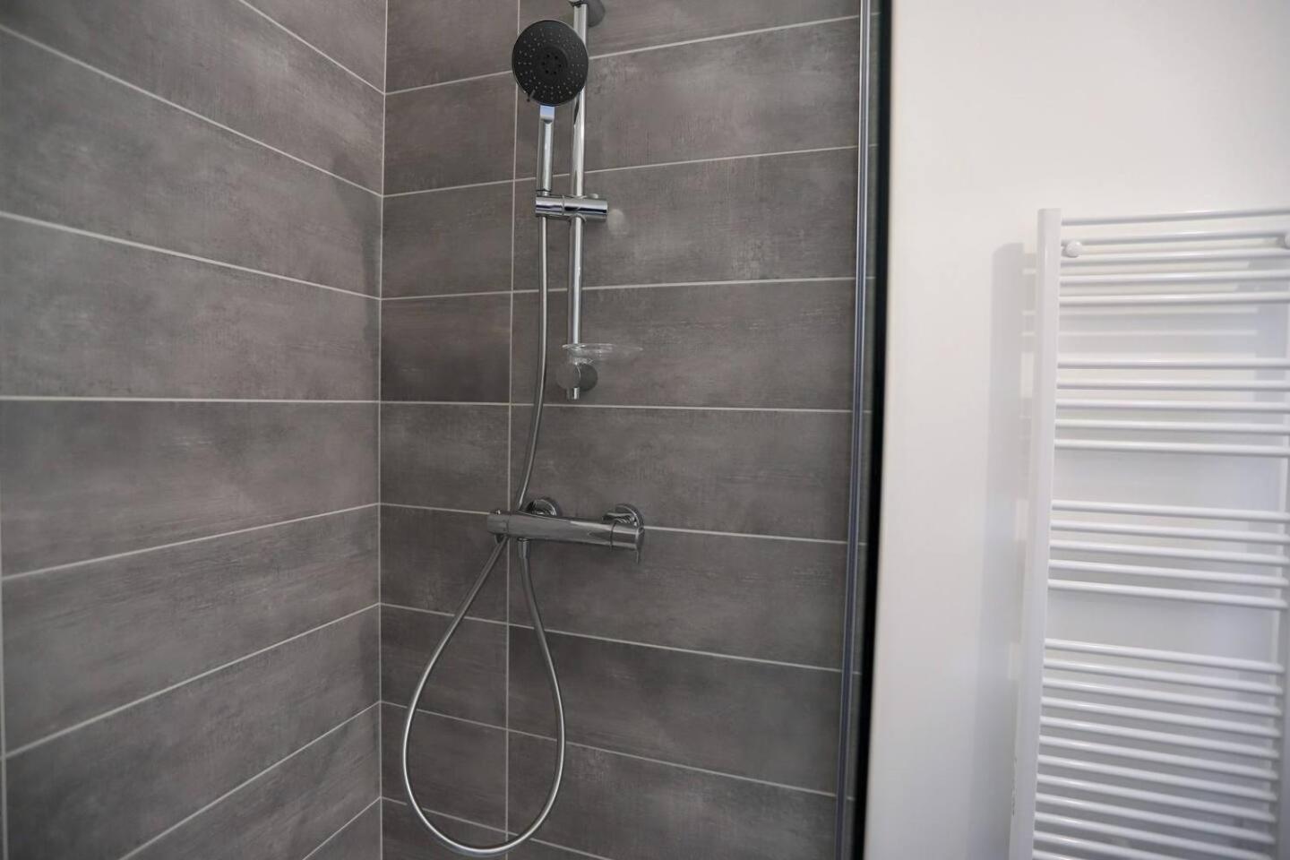 Charmant T2 Dans Neuve Apartamento