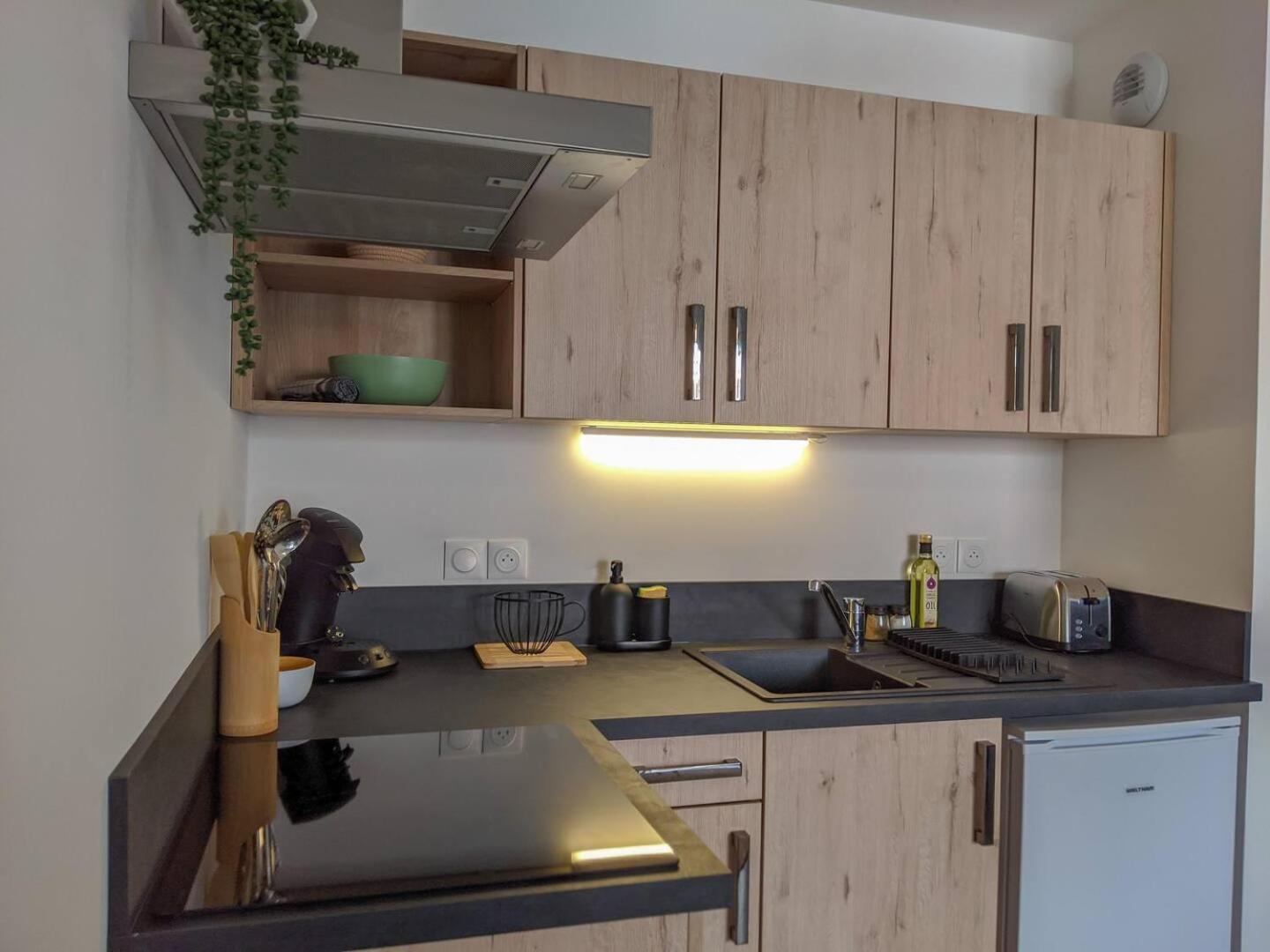 Charmant T2 Dans Neuve Apartamento *