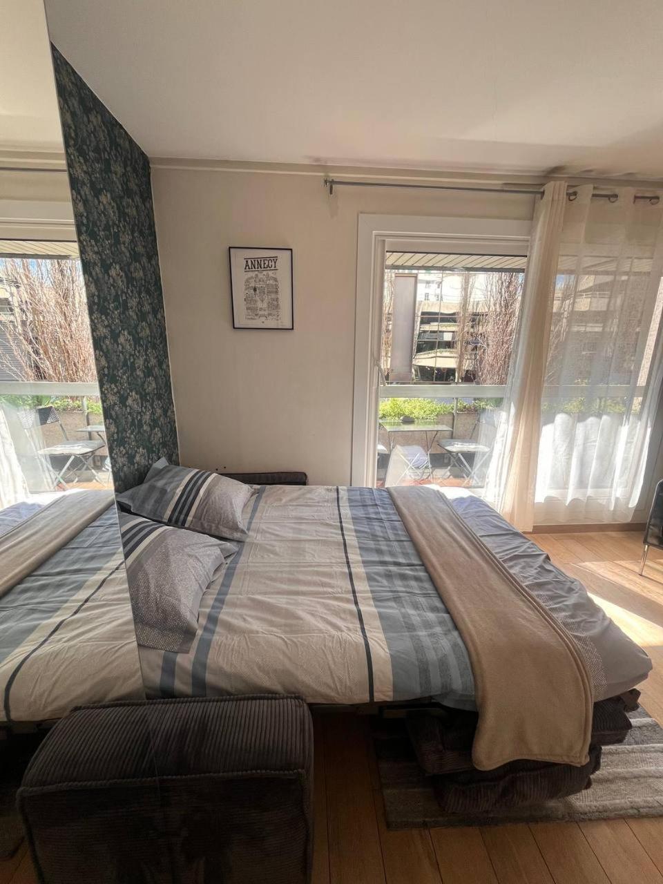 Apartment Studio Moderne, 10min A Pied Gare D'annecy