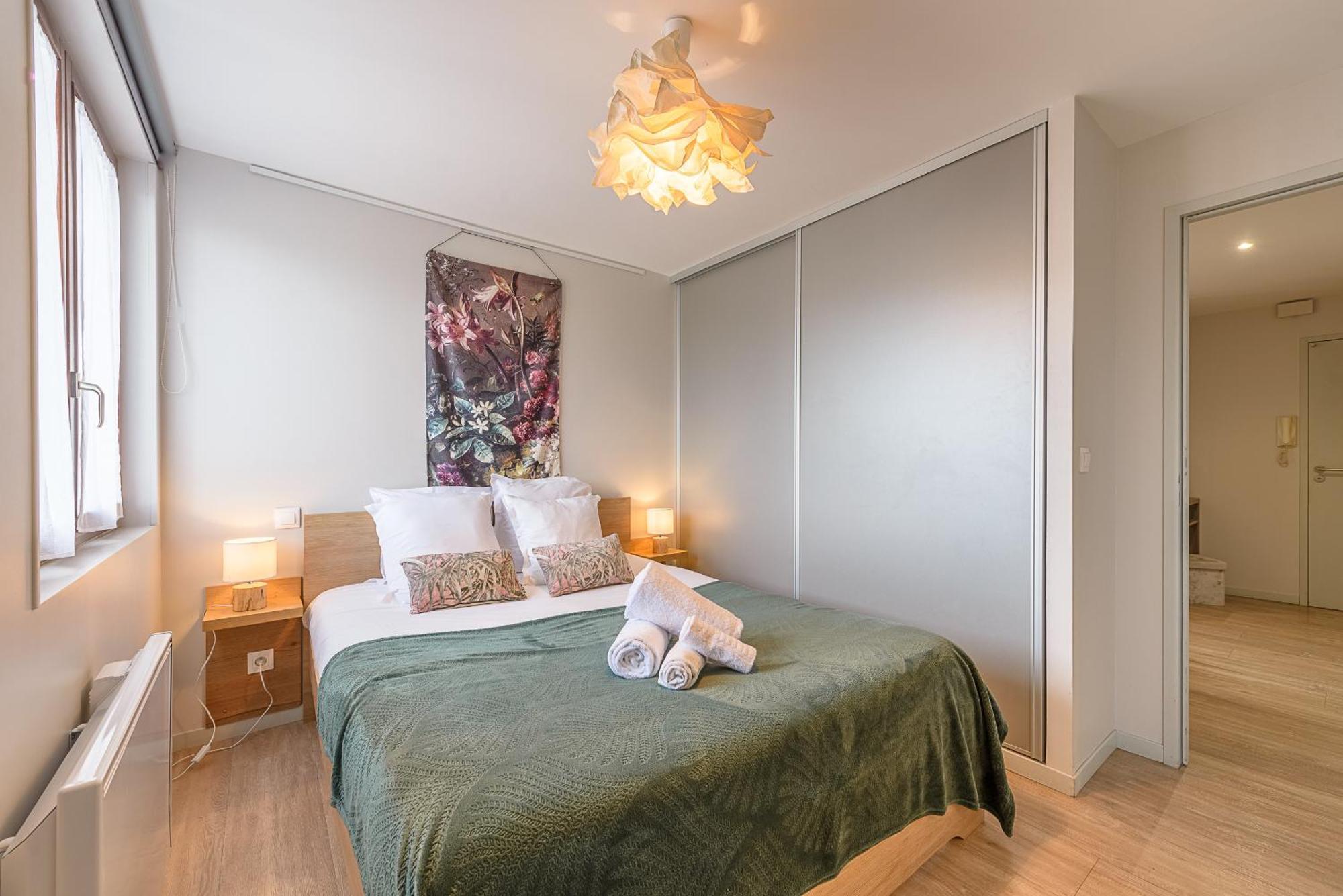Aux Portes De L'imperial Palace, Lla Selections By Location Annecy