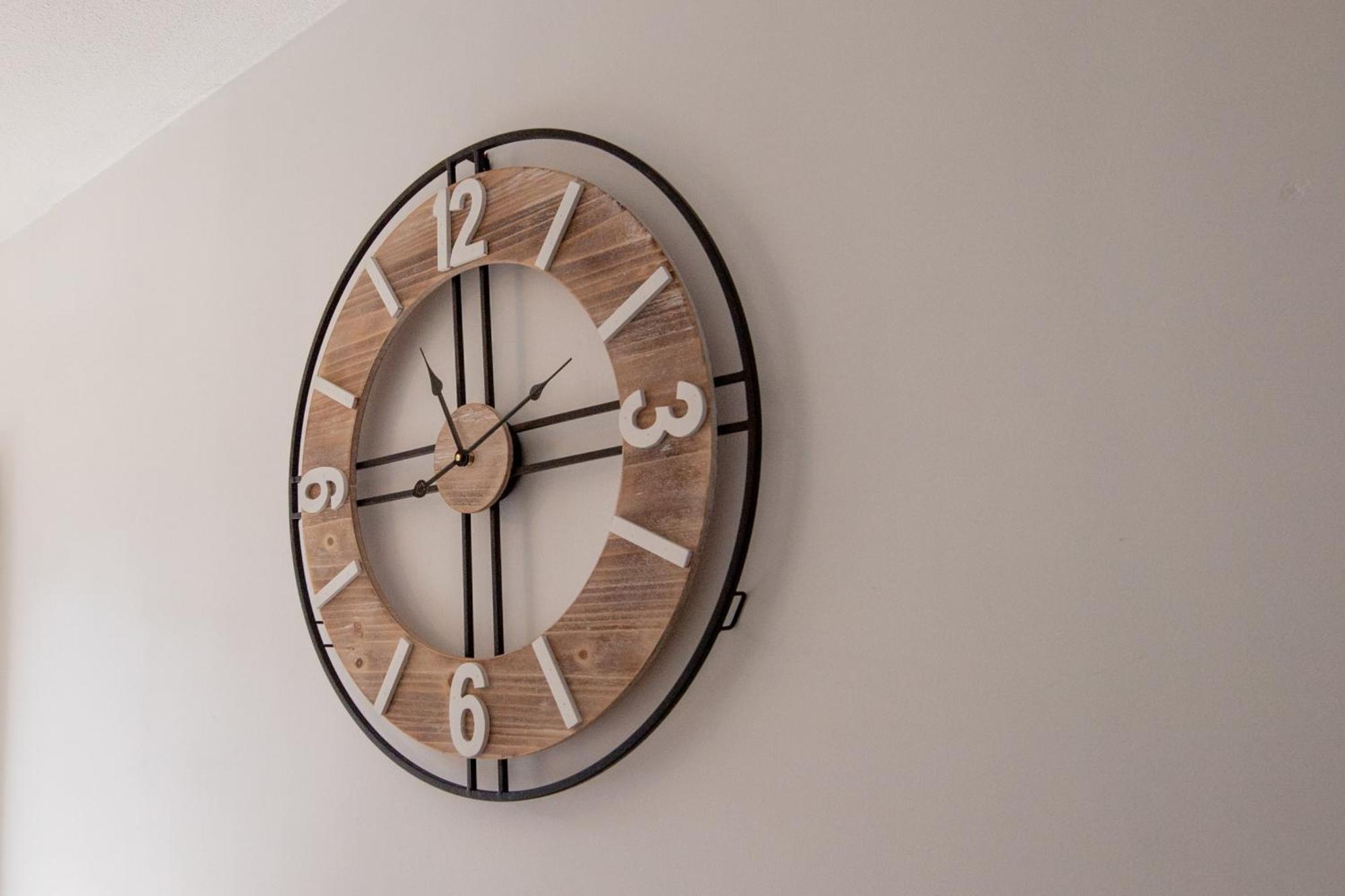 Apartment Ducs De Savoie - Comfortable Flat A Stone's Throw From The Old Town Annecy