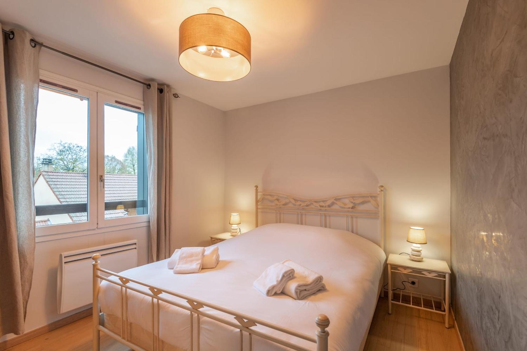 Alpiloc - Town House With Garden And Winter Lounge * Annecy