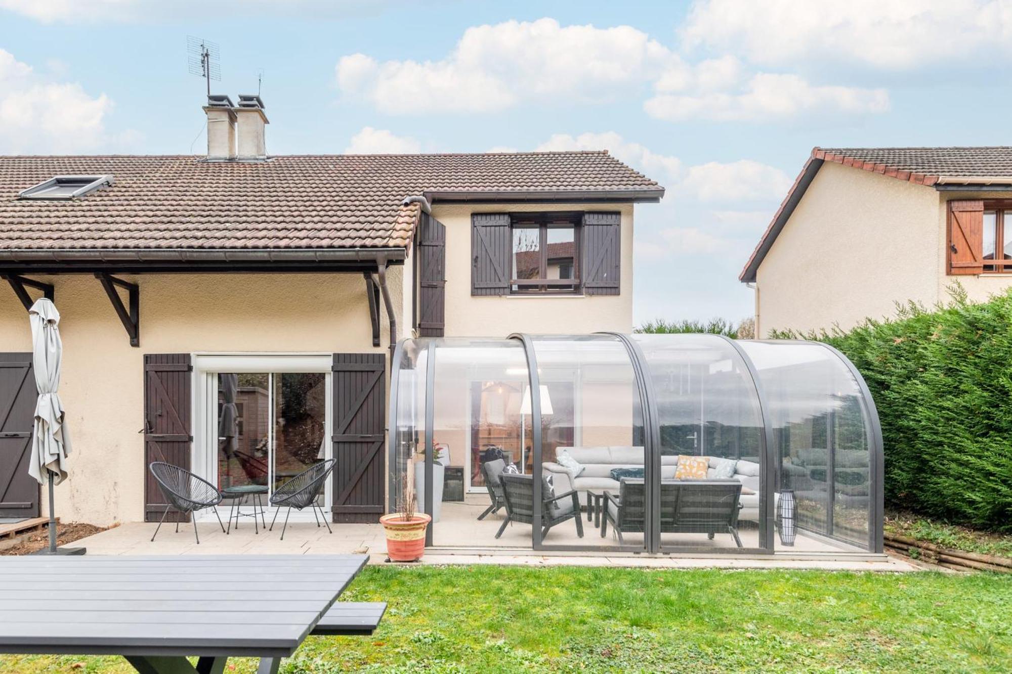 Alpiloc - Town House With Garden And Winter Lounge Annecy