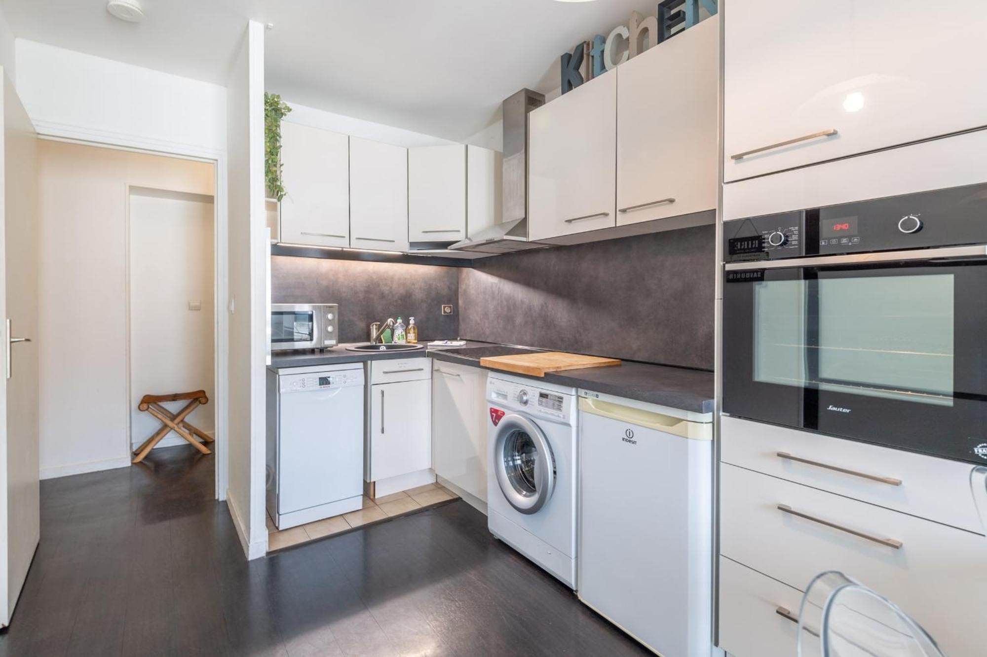 Revon - Center Flat Apartment *