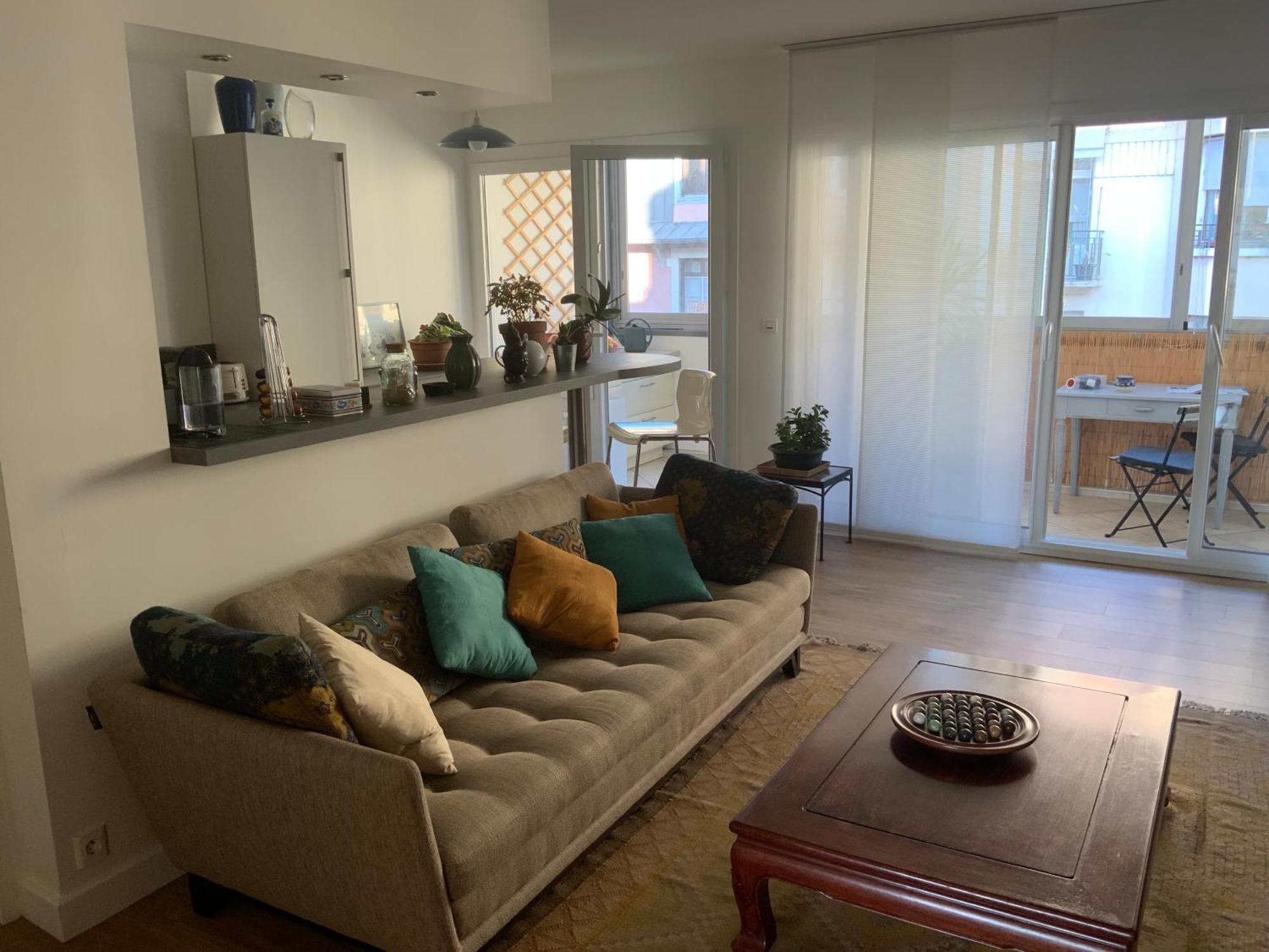 Apartment Sweet Center