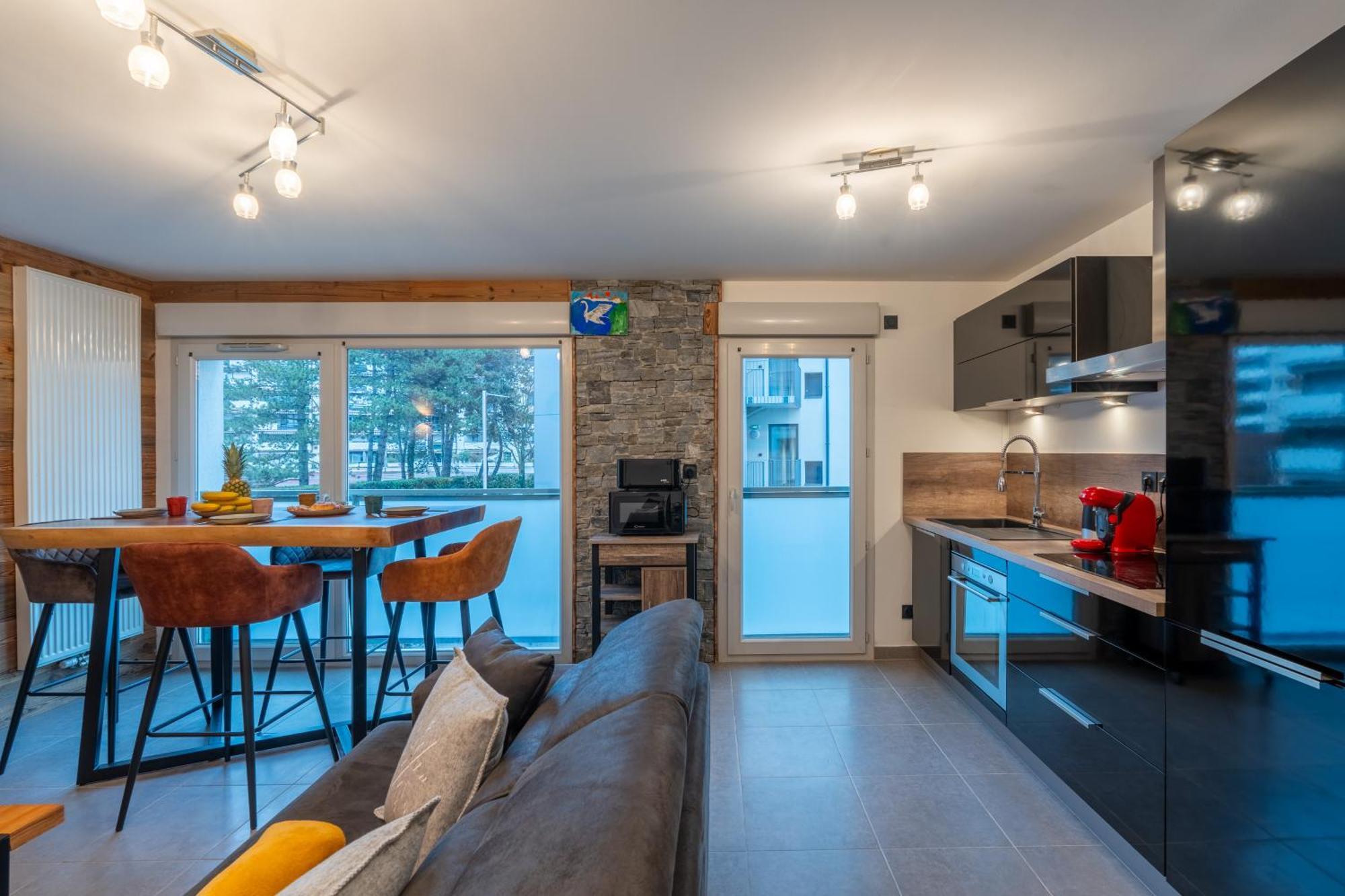 A 5 Minutes A Pied De La Vielle Avec Parking Prive Apartment *