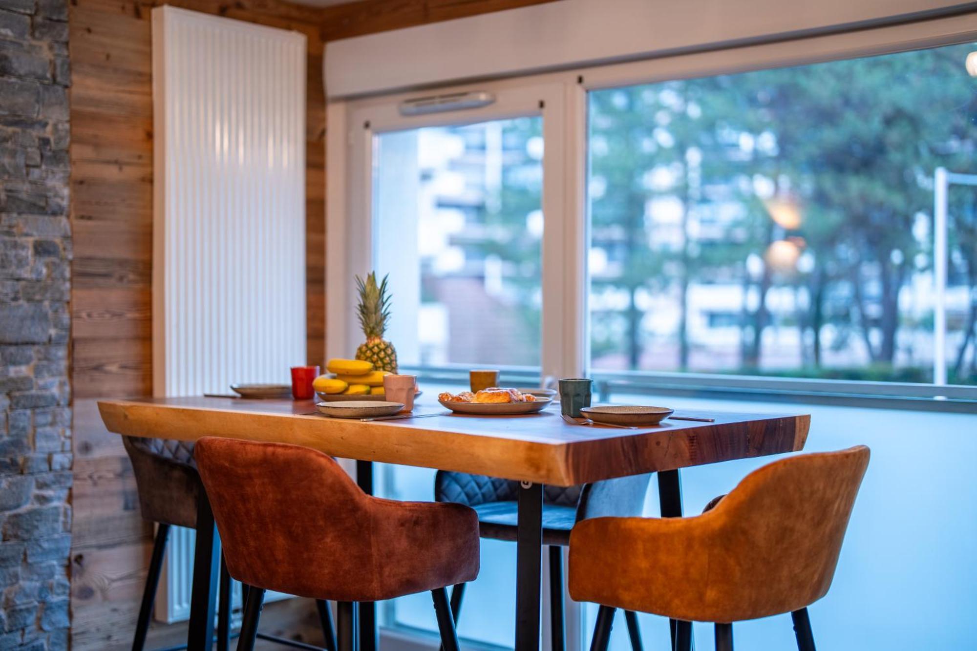 Apartment A 5 Minutes A Pied De La Vielle Avec Parking Prive Annecy
