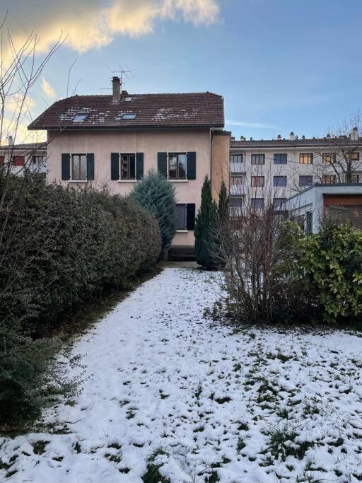 Grand Appartement, Terrasse, Parking Apartment *