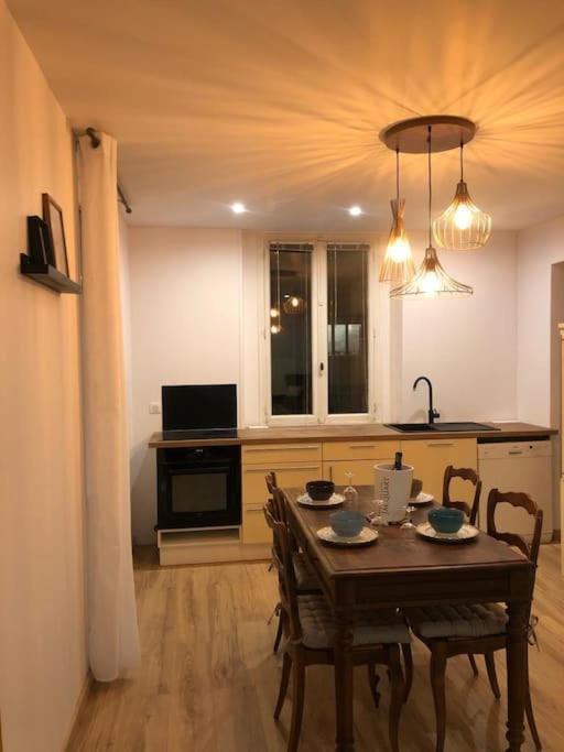 Grand Appartement, Terrasse, Parking Apartment