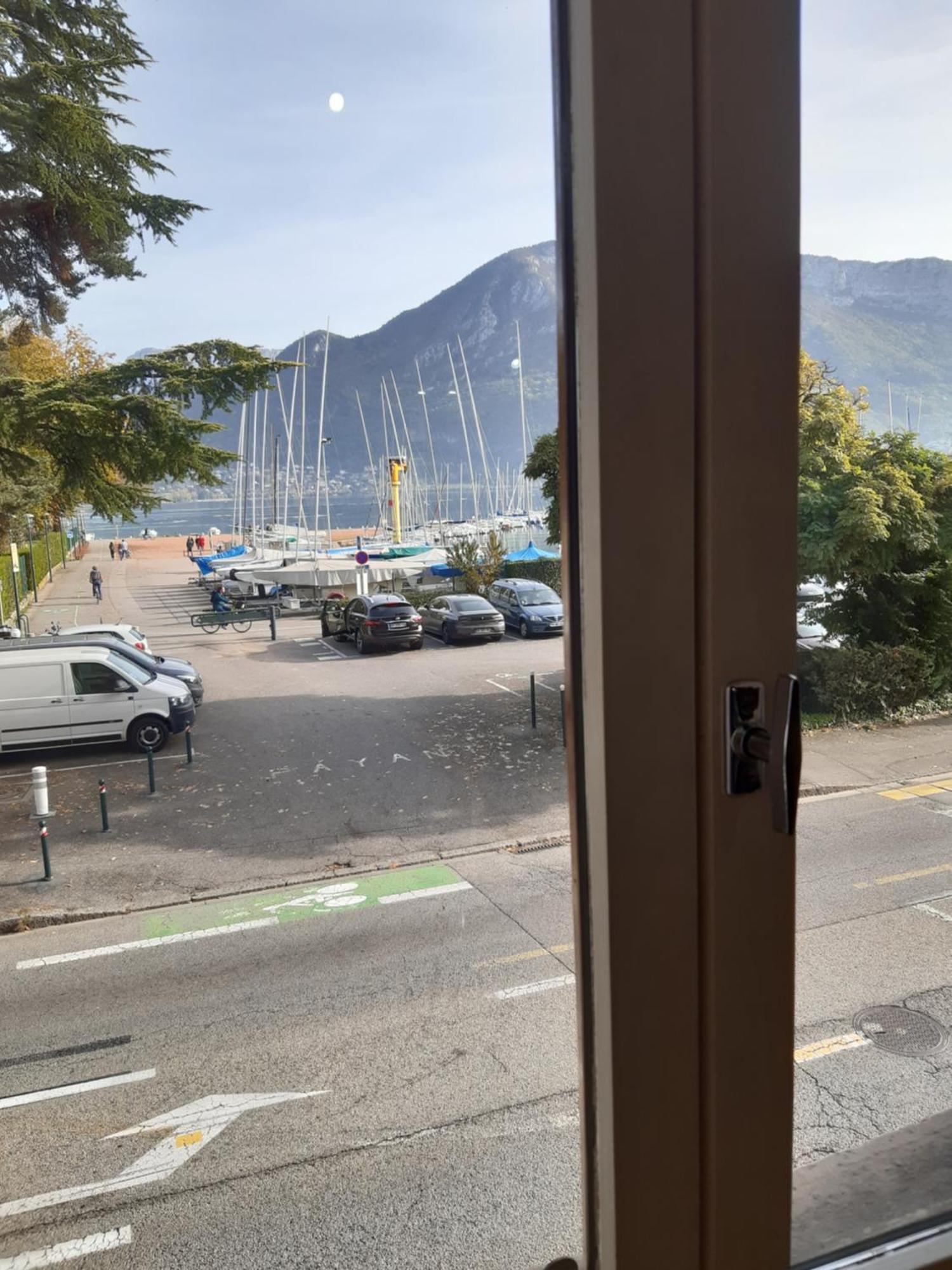Apartment Face Au Annecy