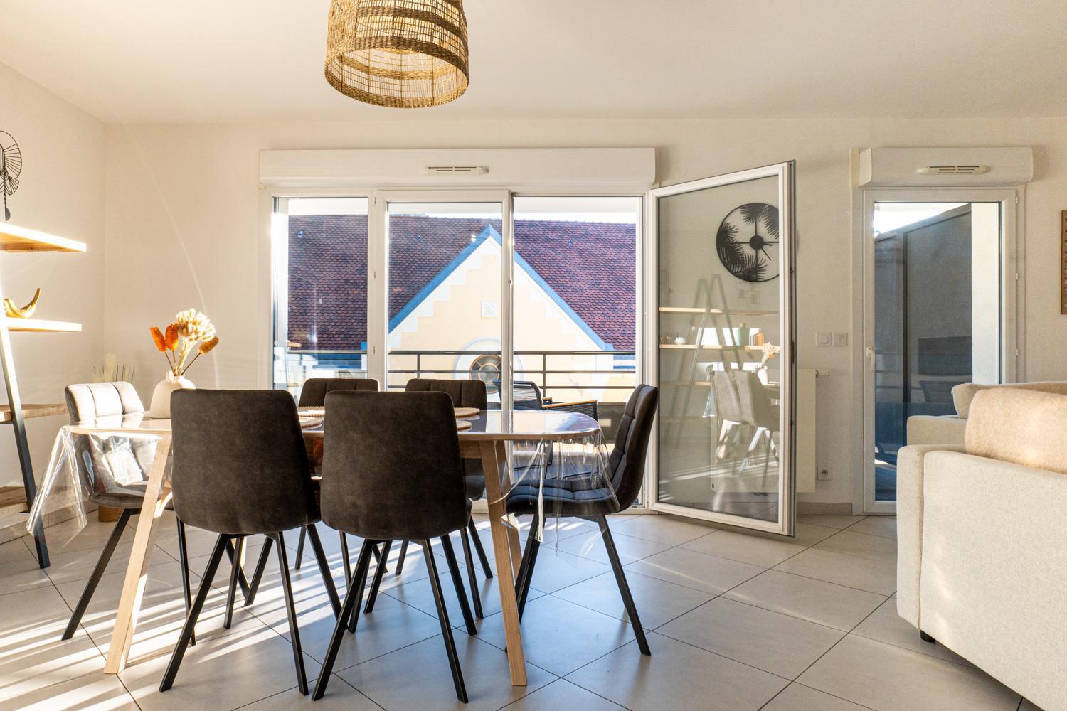 La Canopee D'annecy - Spacieux T3 Situe A L'entree De La Vieille Avec Garage Et Grande Terasse Apartamento