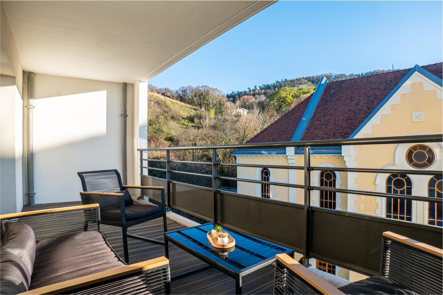 La Canopee D'annecy - Spacieux T3 Situe A L'entree De La Vieille Avec Garage Et Grande Terasse Apartamento Annecy