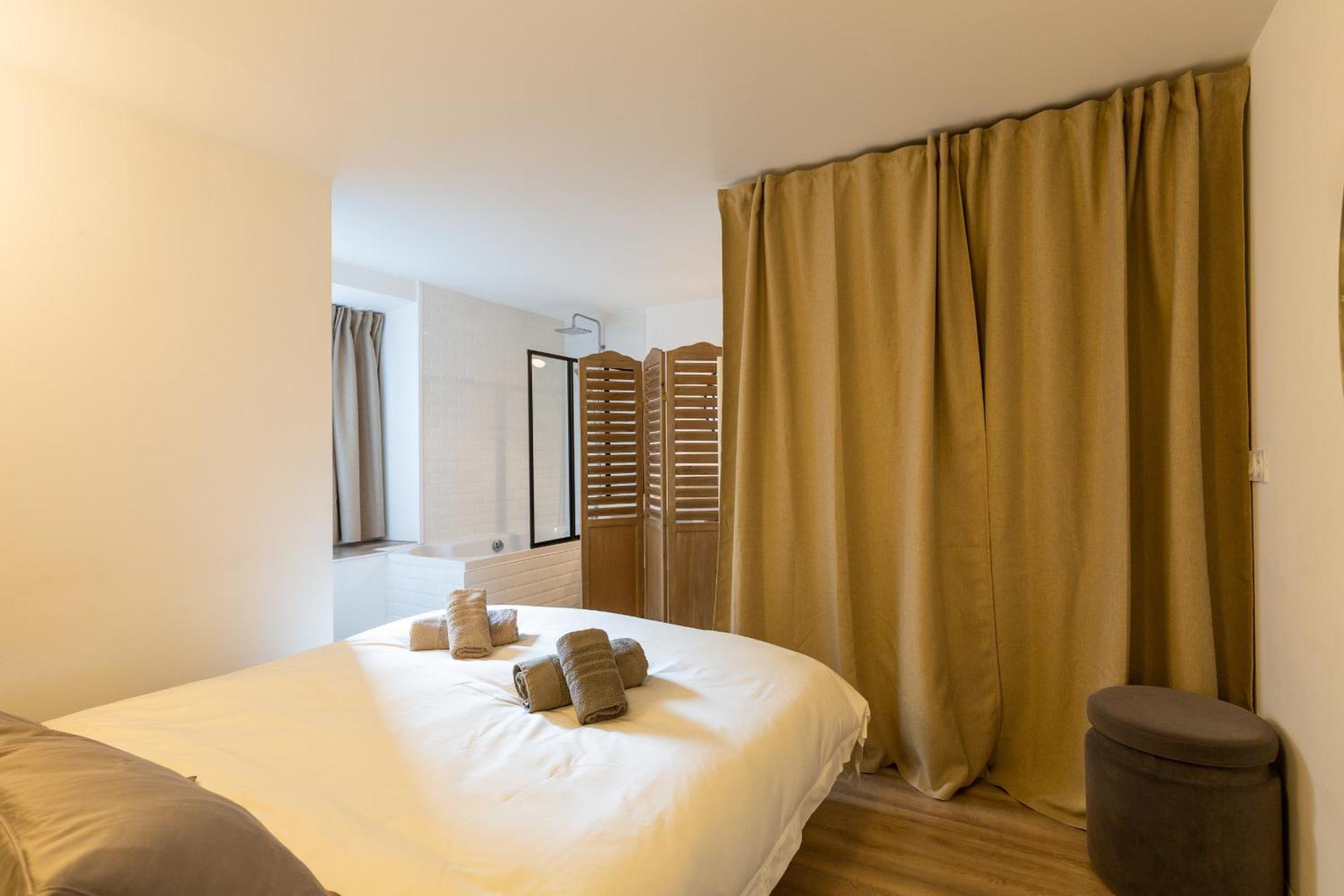 Apartment Les Cordeliers: 2 Pers, Cosy & Coeur Vieille